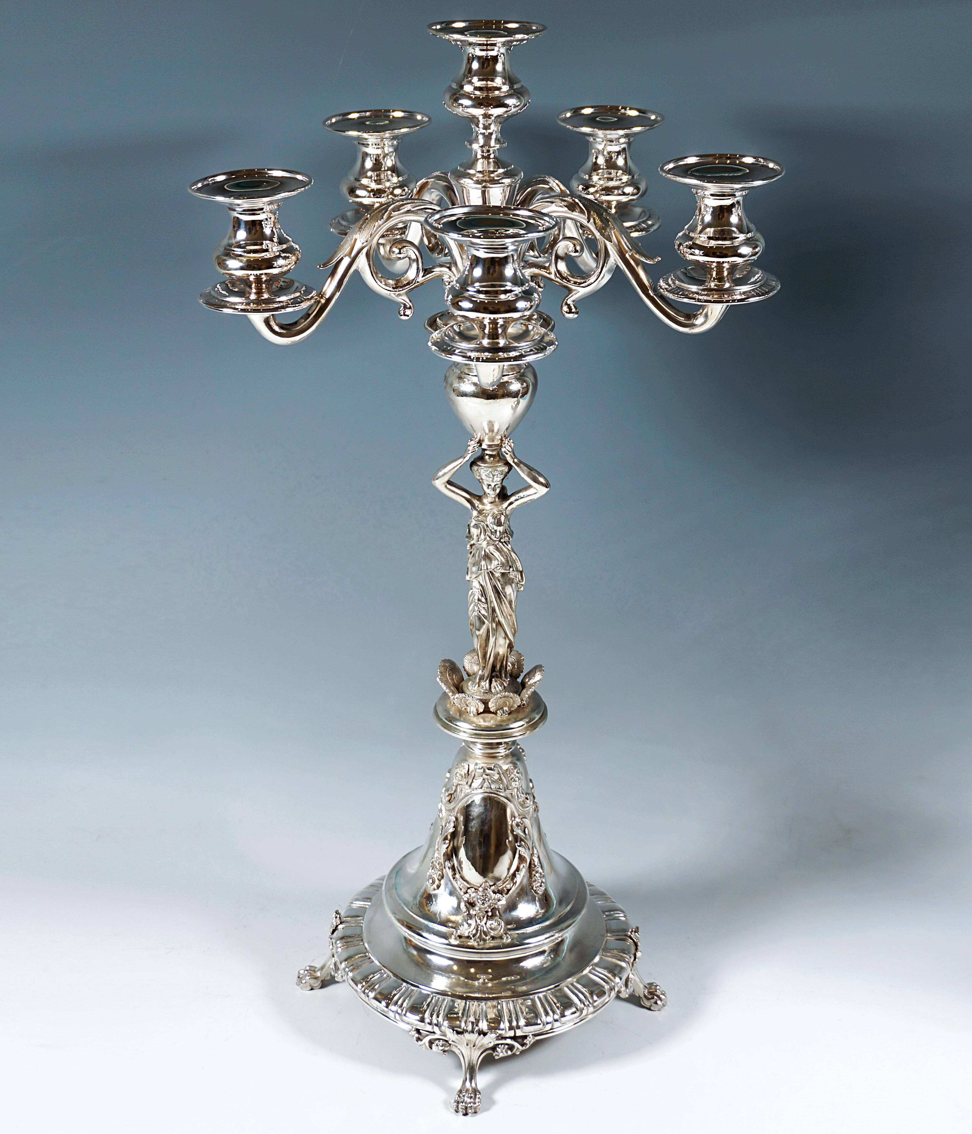 Pareja De Candelabros De Plata Art Nouveau De 6 Llamas Con Cariátides, Viena, Ca 1890 Hecho a mano en venta