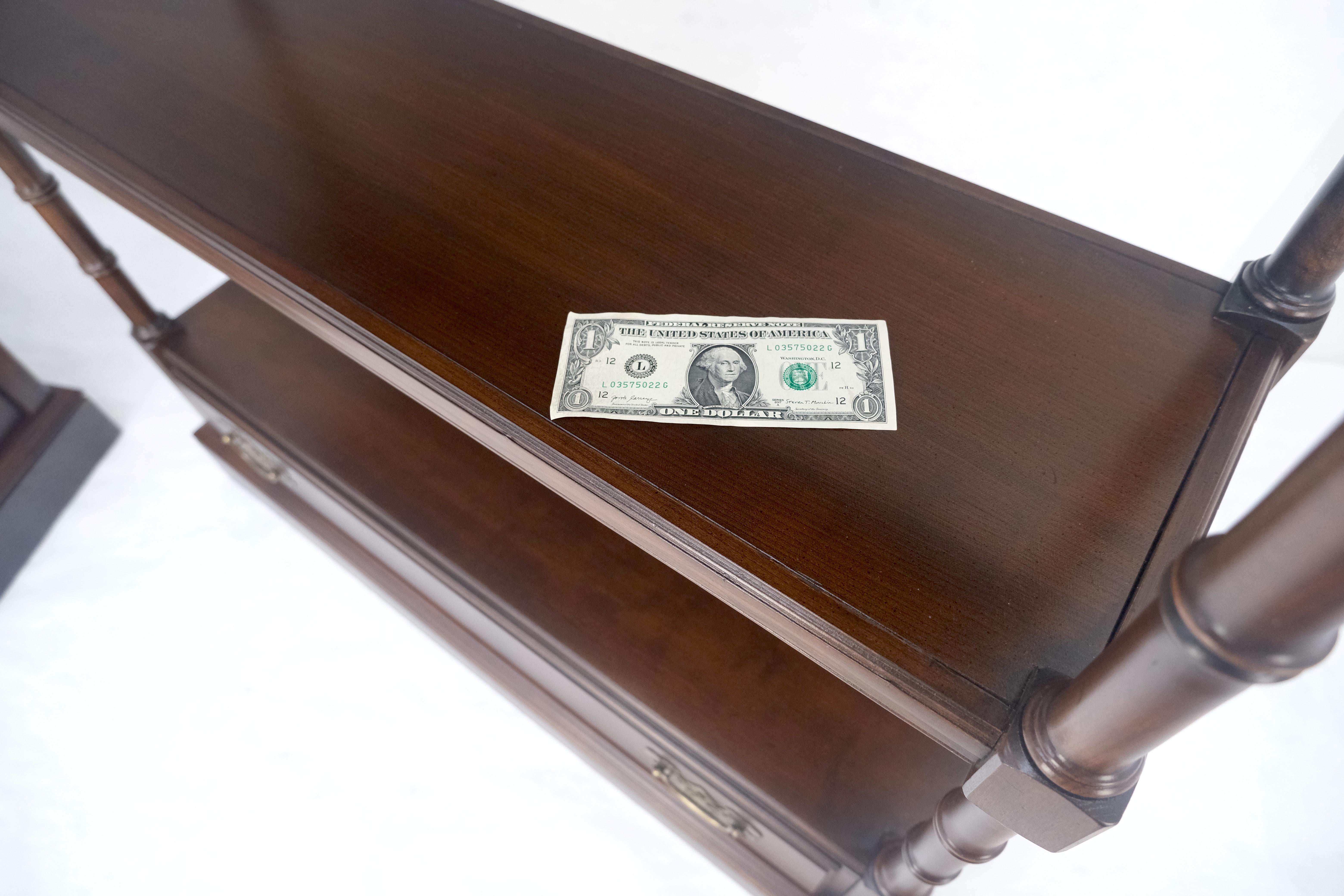 Coppia di librerie a 6 piani in finto bambù con cassetto inferiore in ciliegio, con terminali a sfera rotondi in vendita 7