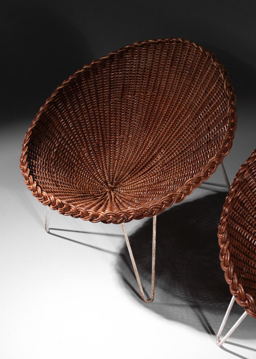 Paire de fauteuils français des années 60 en rotin et osier design I442 en vente 8