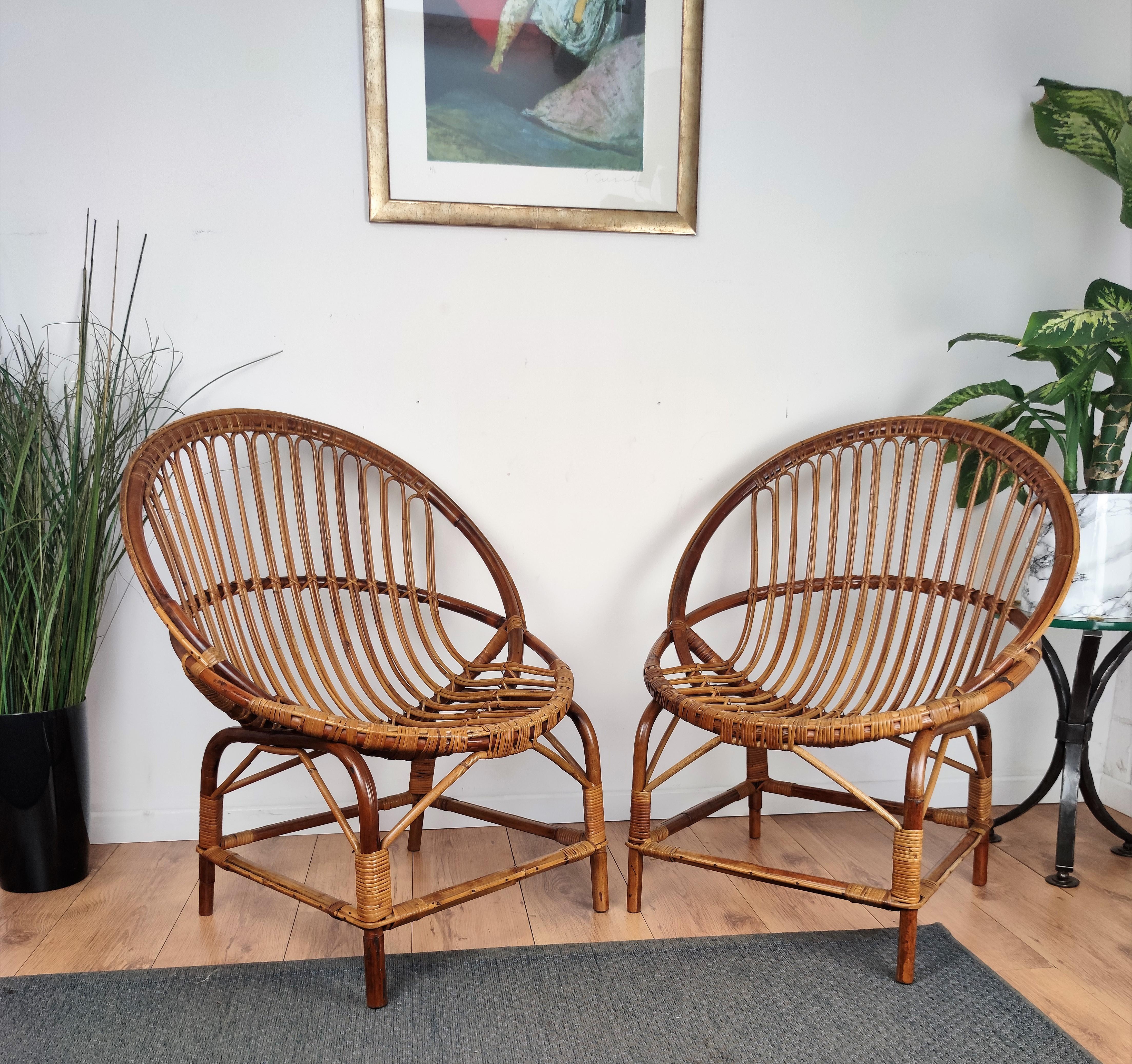 Pair of 60s Italian Bent Bamboo Rattan Bohemian French Riviera Lounge Armchairs For Sale 1