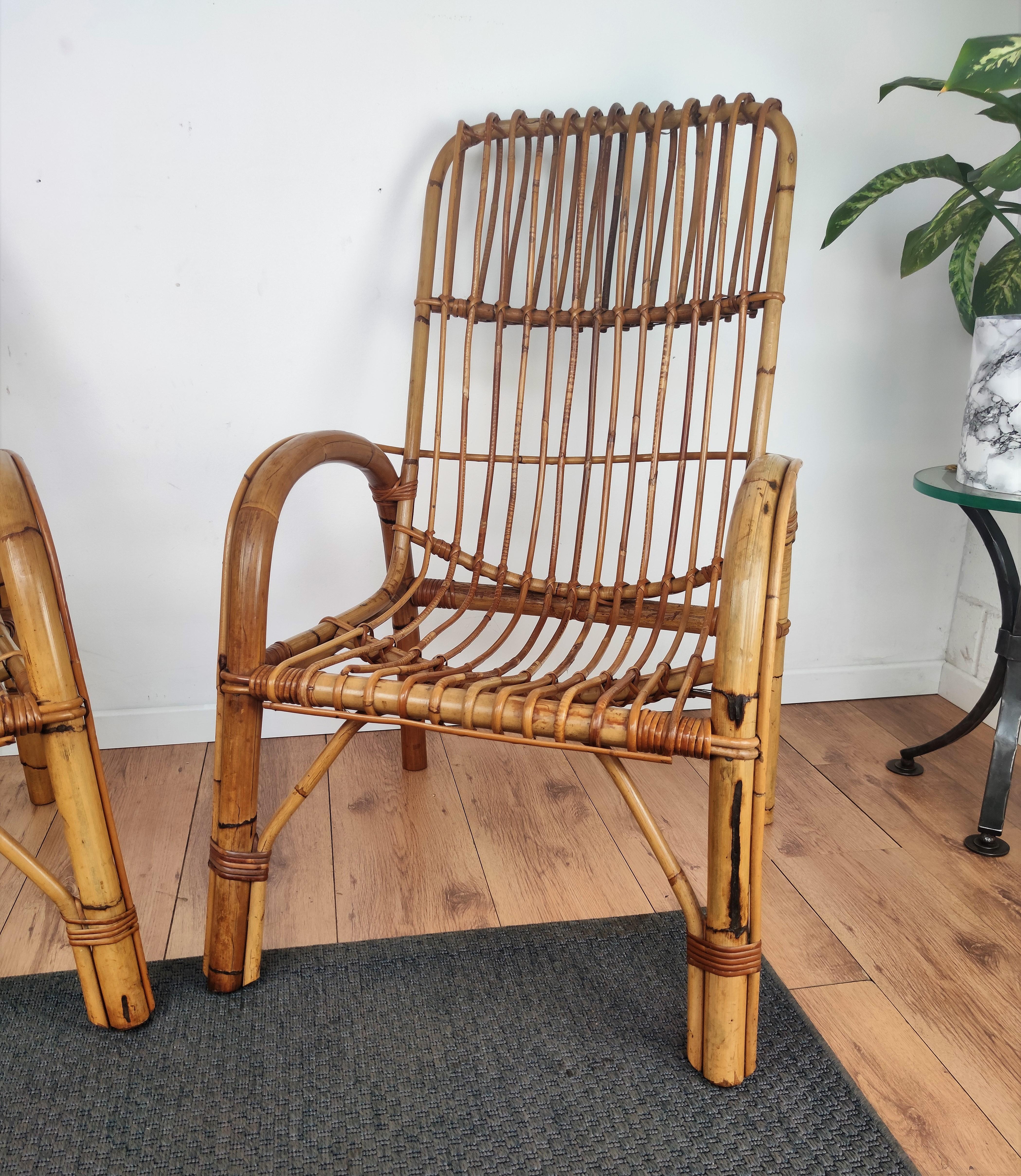 20th Century Pair of 60s Italian Bent Bamboo Rattan Bohemian French Riviera Lounge Armchairs For Sale