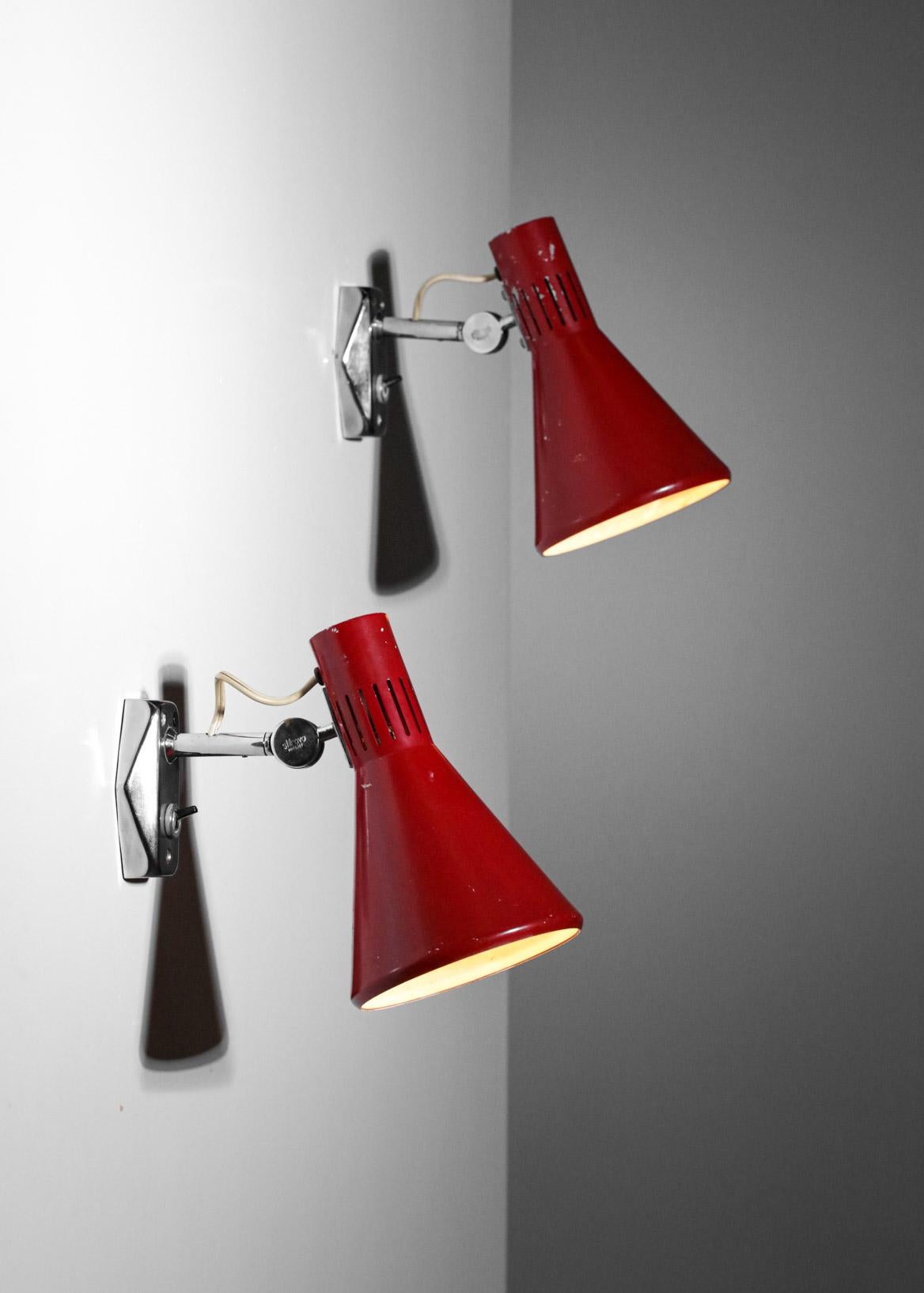 Metal Pair of 60's Italian Red Lacquered Sconces by Stilnovo, D414 For Sale