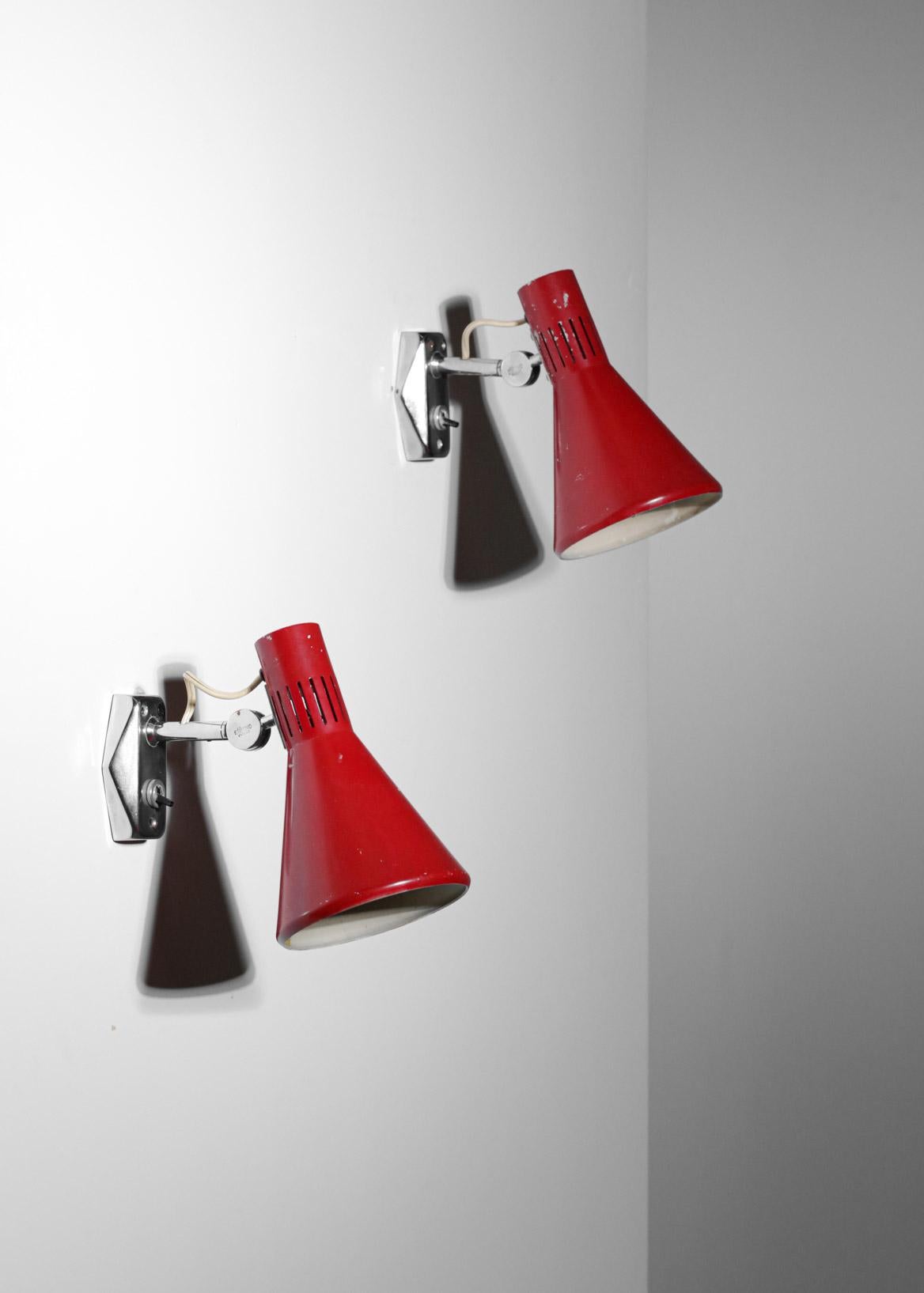 Pair of 60's Italian Red Lacquered Sconces by Stilnovo, D414 For Sale 1