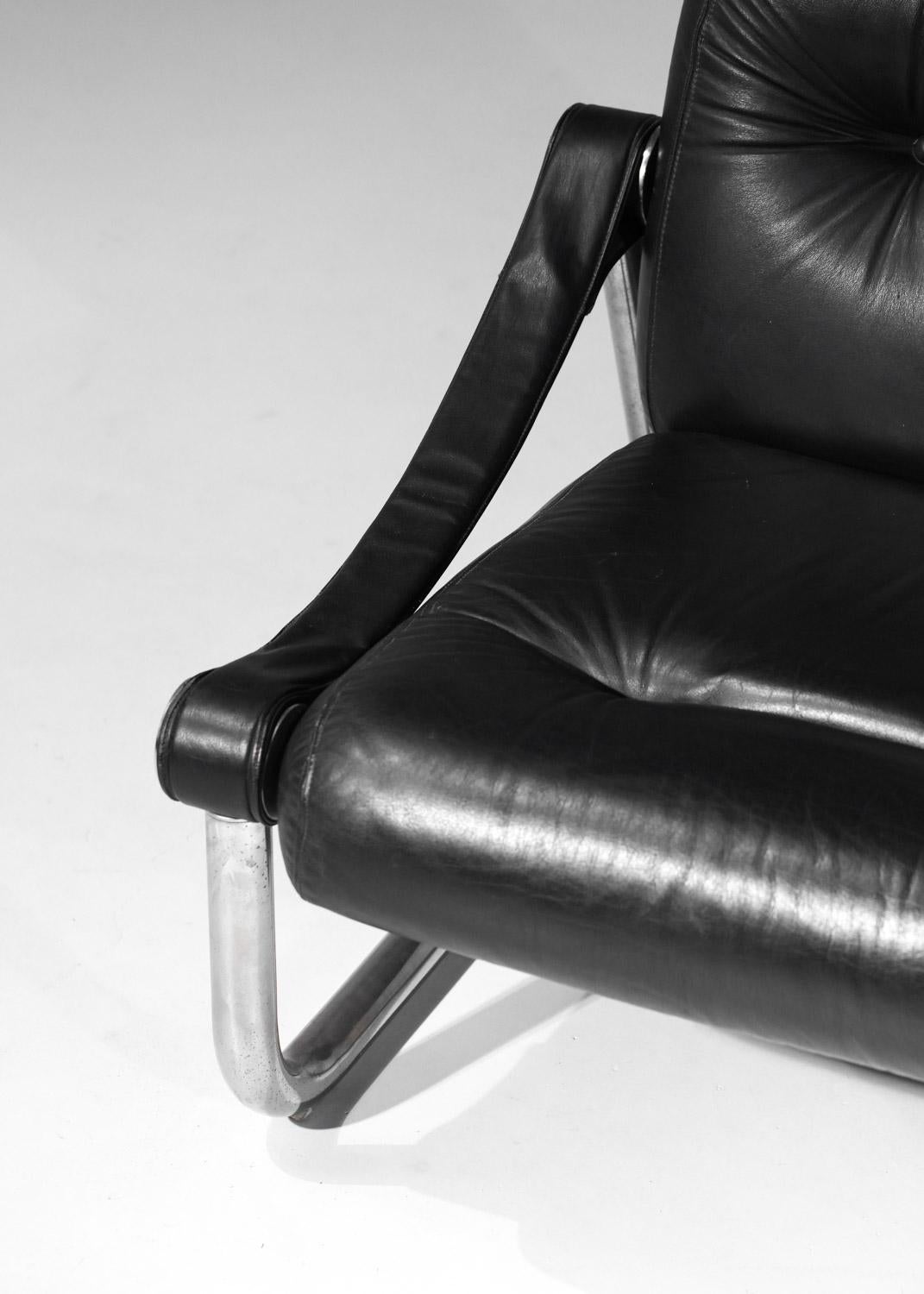 Pair of 60's leather and chromed tubular steel armchairs For Sale 8