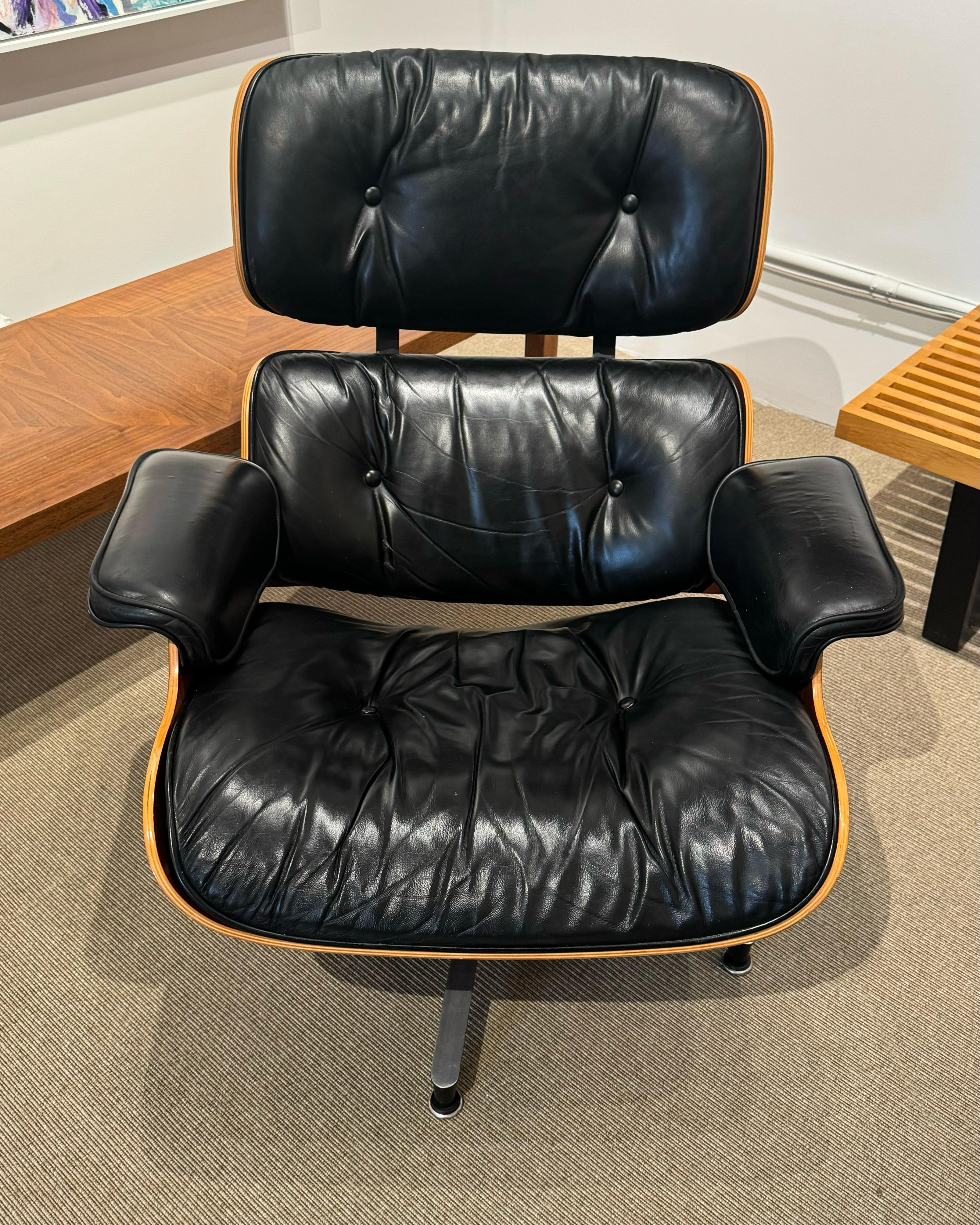 Charles Eames for Herman Miller
Black leather, walnut, and steel legs
H 32.5 x W 33 x D 33 inches (each)
H 82.55 x W 83.82 x D 83.82 cm (each)

The piece can be viewed in our Upper East Side of Manhattan showroom. By appointment only.