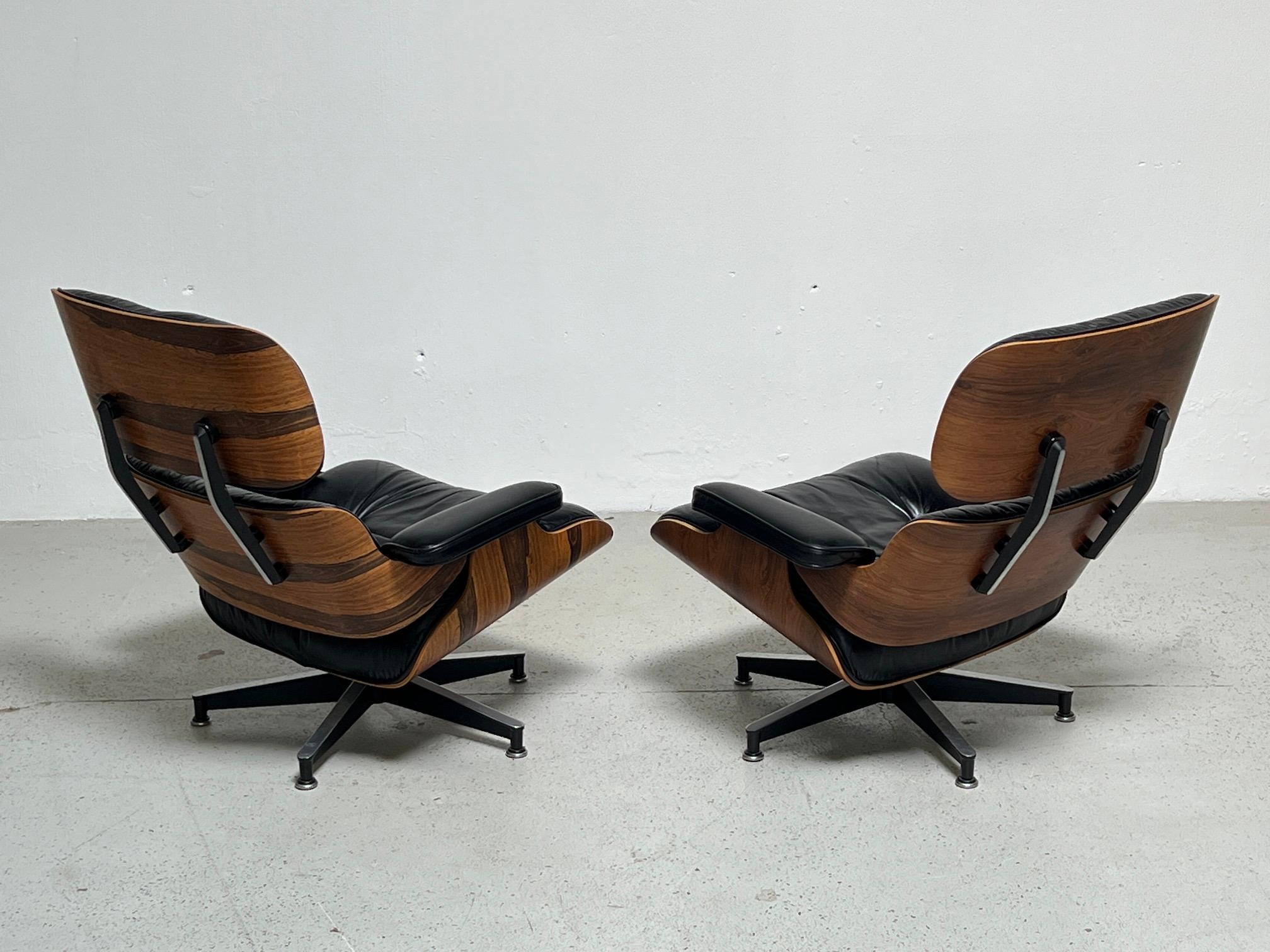 Mid-20th Century Pair of 670 Lounge Chairs by Charles Eames for Herman Miller For Sale