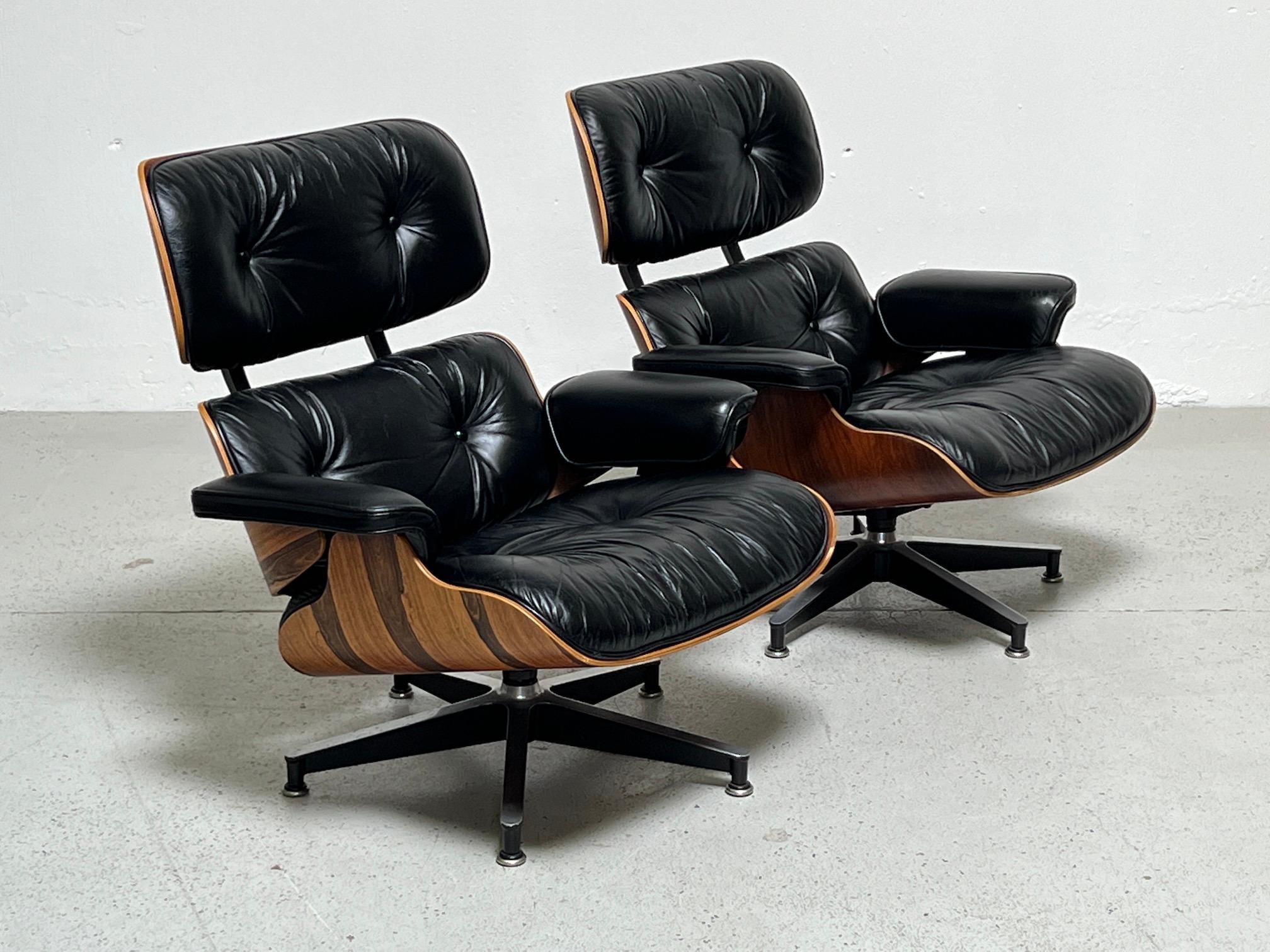 Pair of 670 Lounge Chairs by Charles Eames for Herman Miller For Sale 3