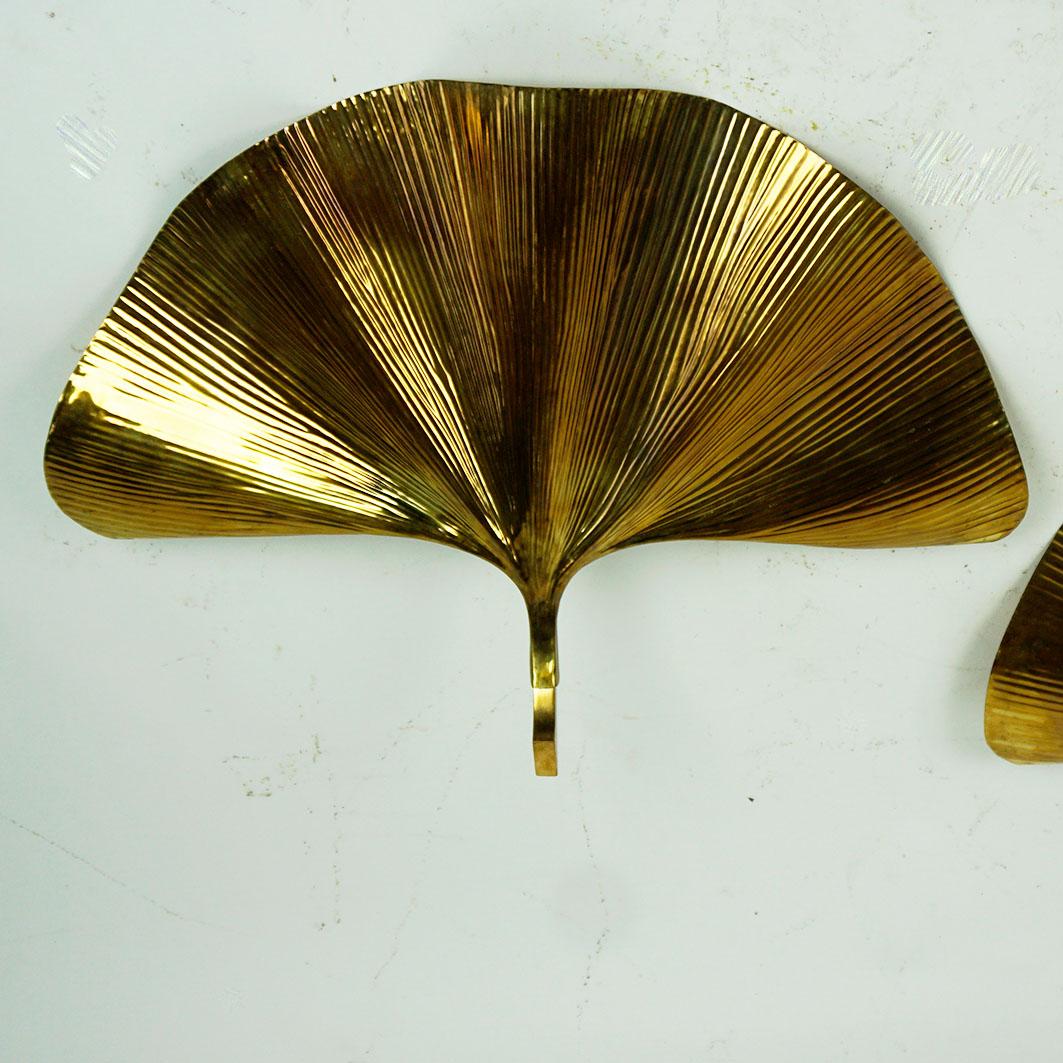Mid-Century Modern Pair of 70s Brass Ginkgo leaf Wall Lamps by Carlo Giorgi  Bottega Gadda Italy
