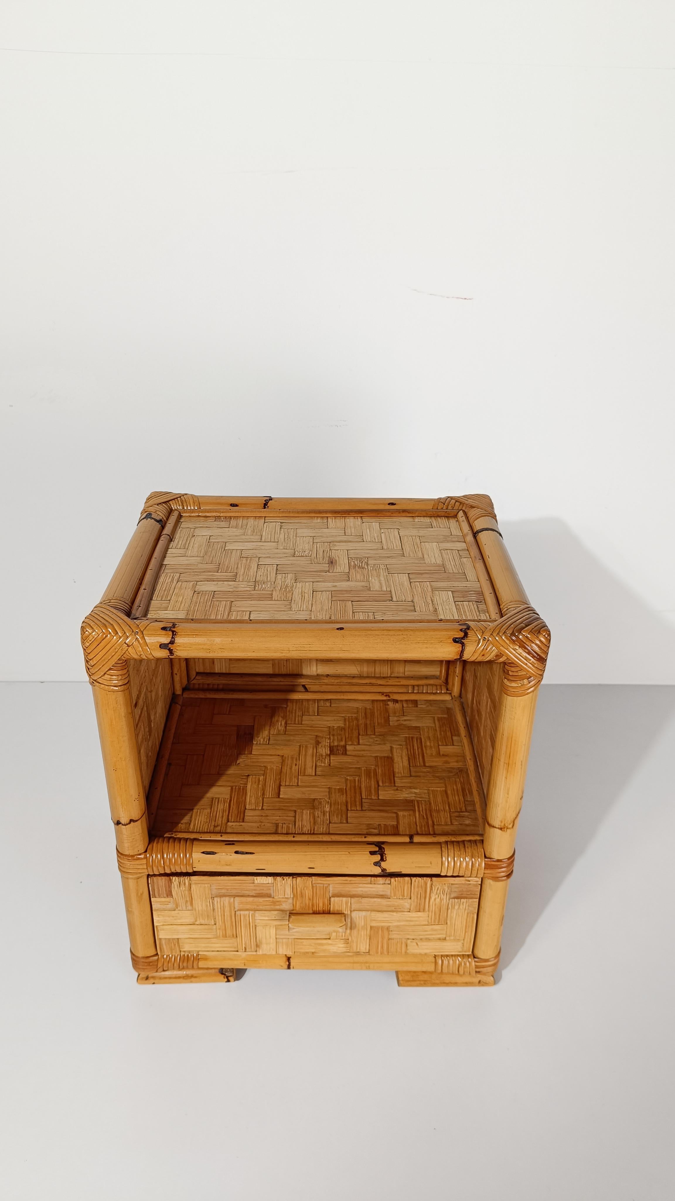 Pair of 70s Italian Riviera Nightstands made in Bamboo, Rattan & Fir Wood For Sale 14