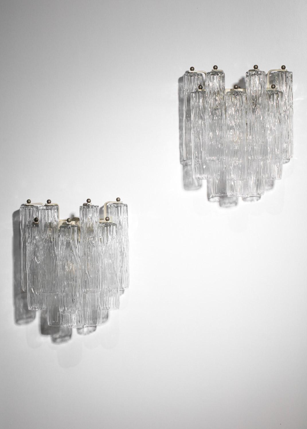 pair of 70s Italian wall lights in venini style transparent murano glass  For Sale 5