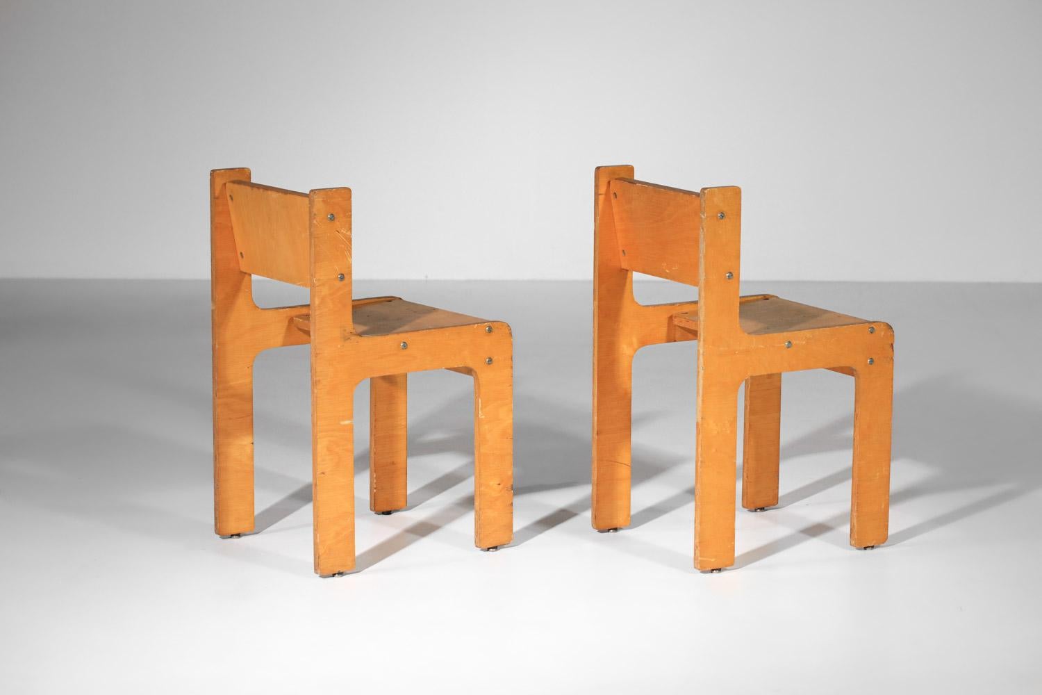 Paar Architekturstühle aus Sperrholz der 70er Jahre  im Angebot 2