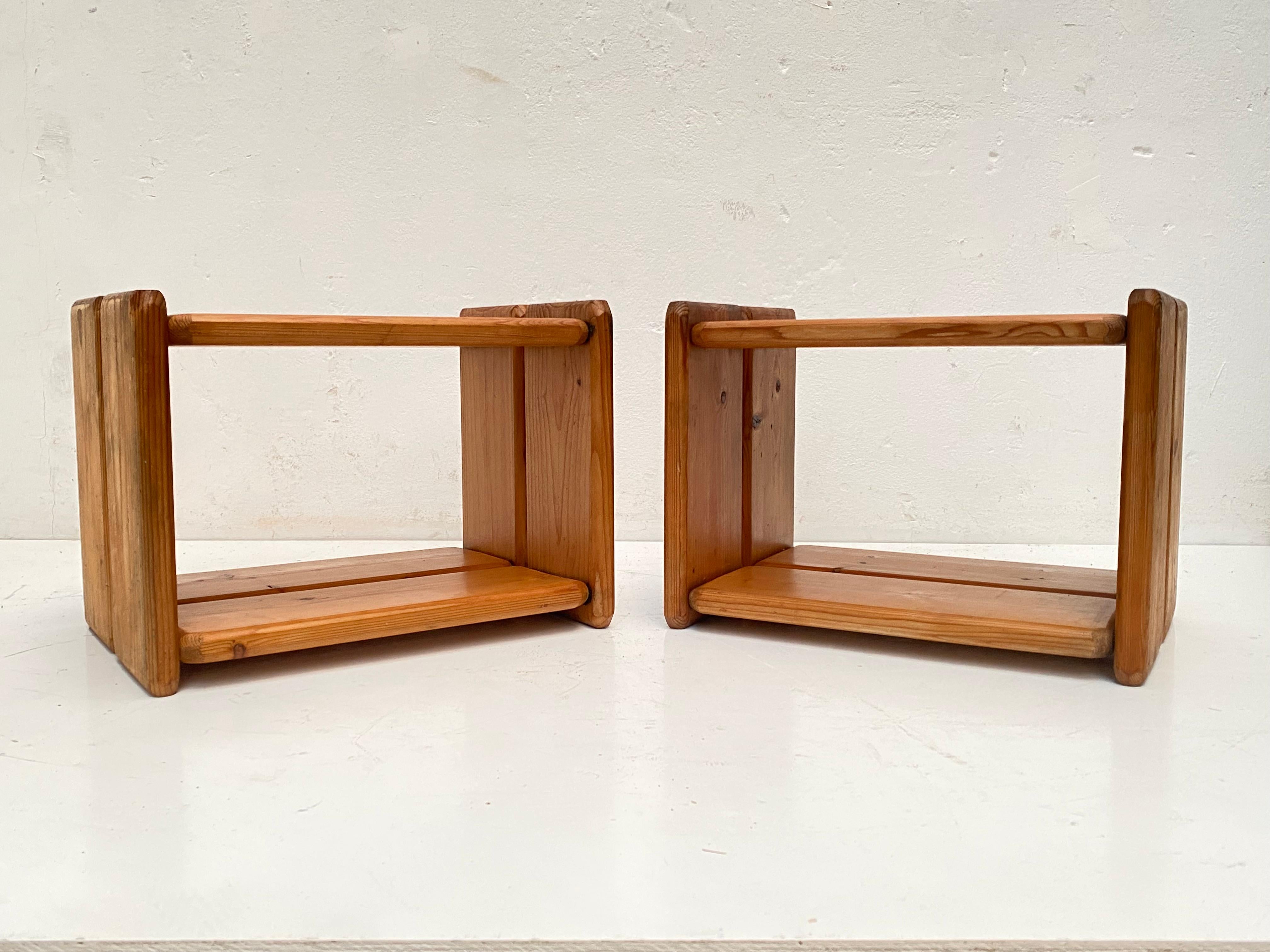 Pair of 70's Scandinavian Pinewood Minimal & Multi functional Stools / Tables  In Good Condition For Sale In bergen op zoom, NL