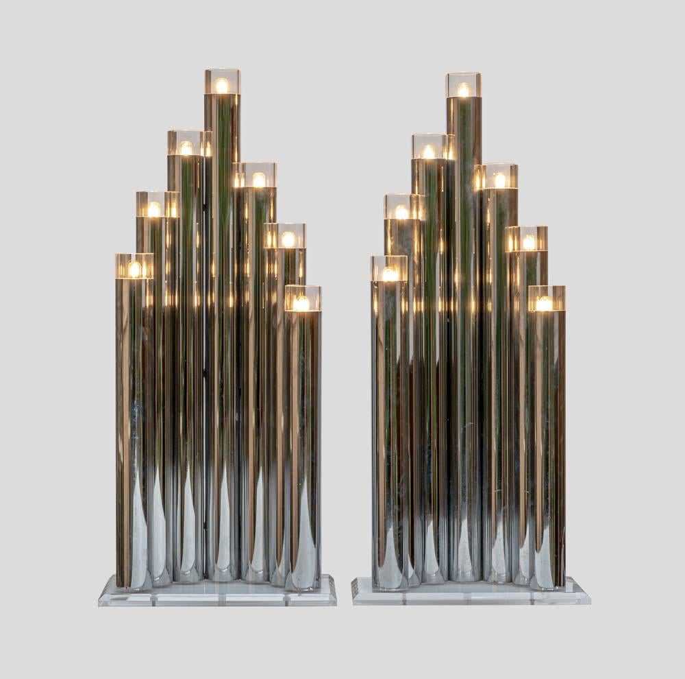 Italian Pair of 70s sculptural table lamps chrome metal tubes design Gaetano Sciolari For Sale