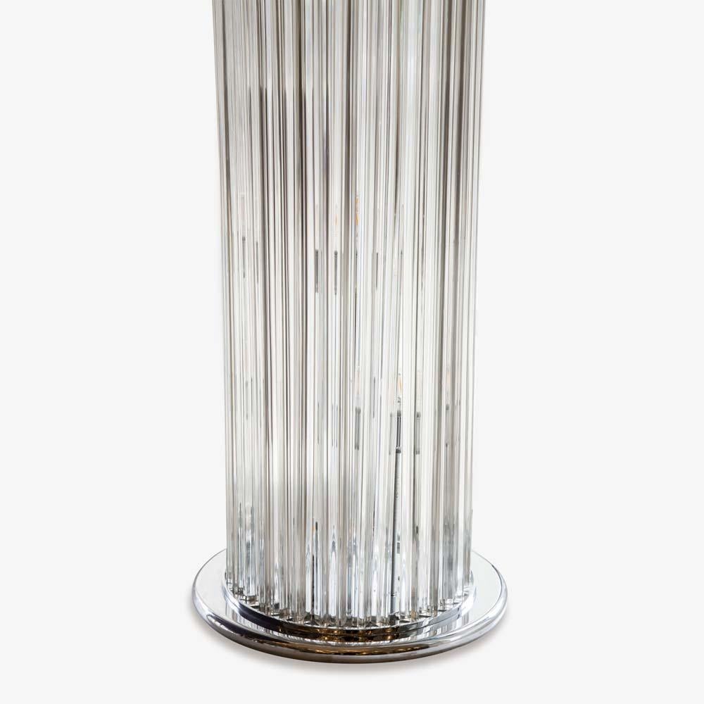 Fin du 20e siècle Superbe lampadaire italien en forme de colonne en verre transparent soufflé de Murano des années 1970 en vente