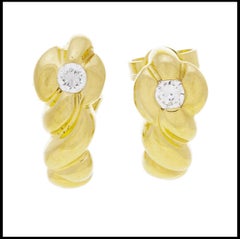 Paar Ohrringe aus 750er Gold mit Diamanten im Brillantschliff