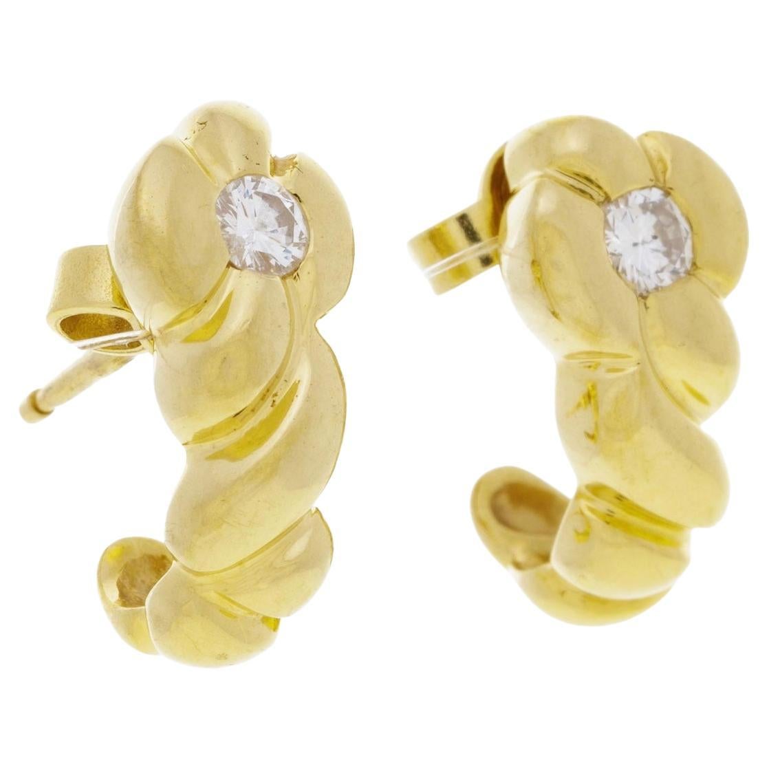 Pair of 750 Gold Earrings Set with Brilliant Cut Diamonds