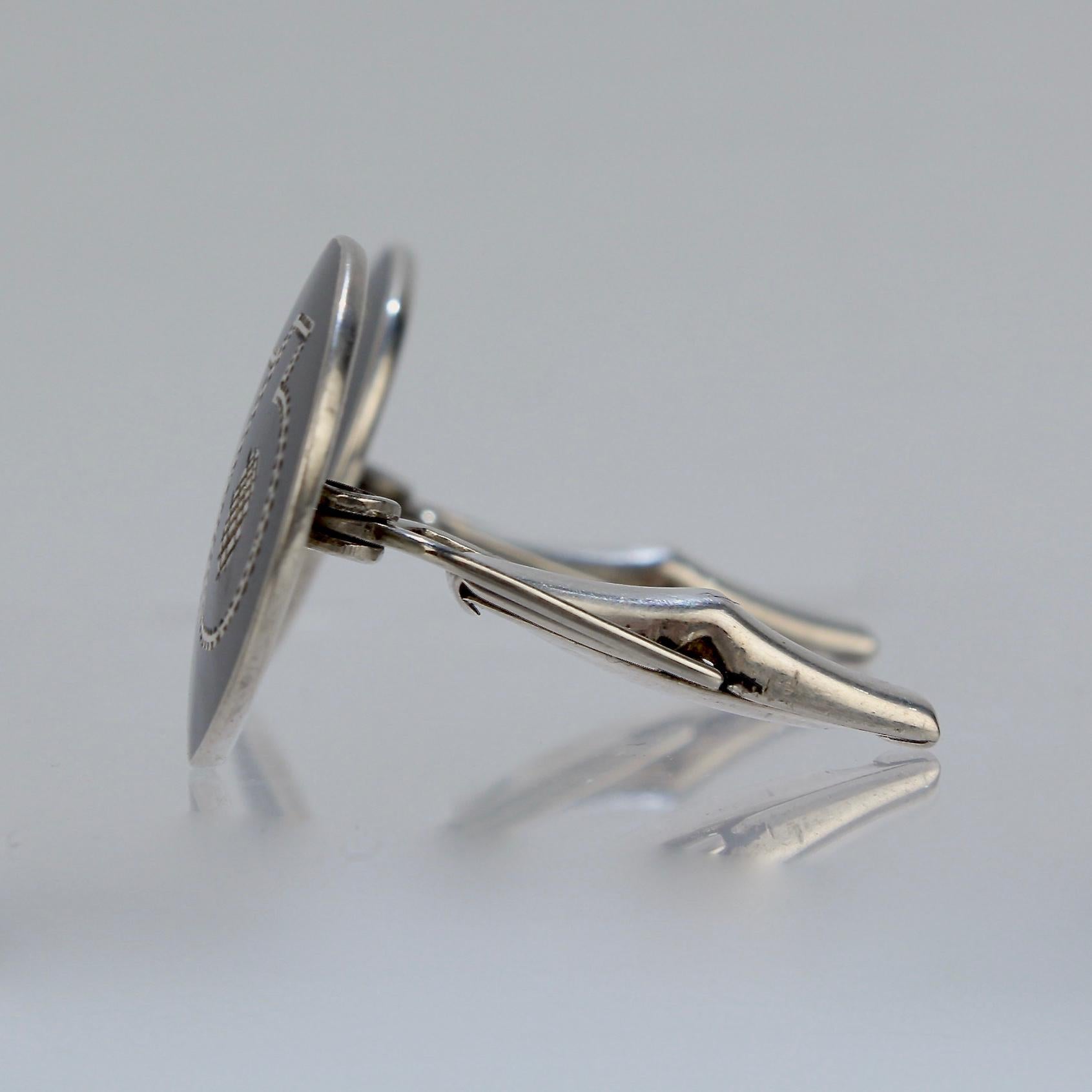 Pair of '76' Niello Sterling Silver Cufflinks by Alex Co of Siam For Sale 1