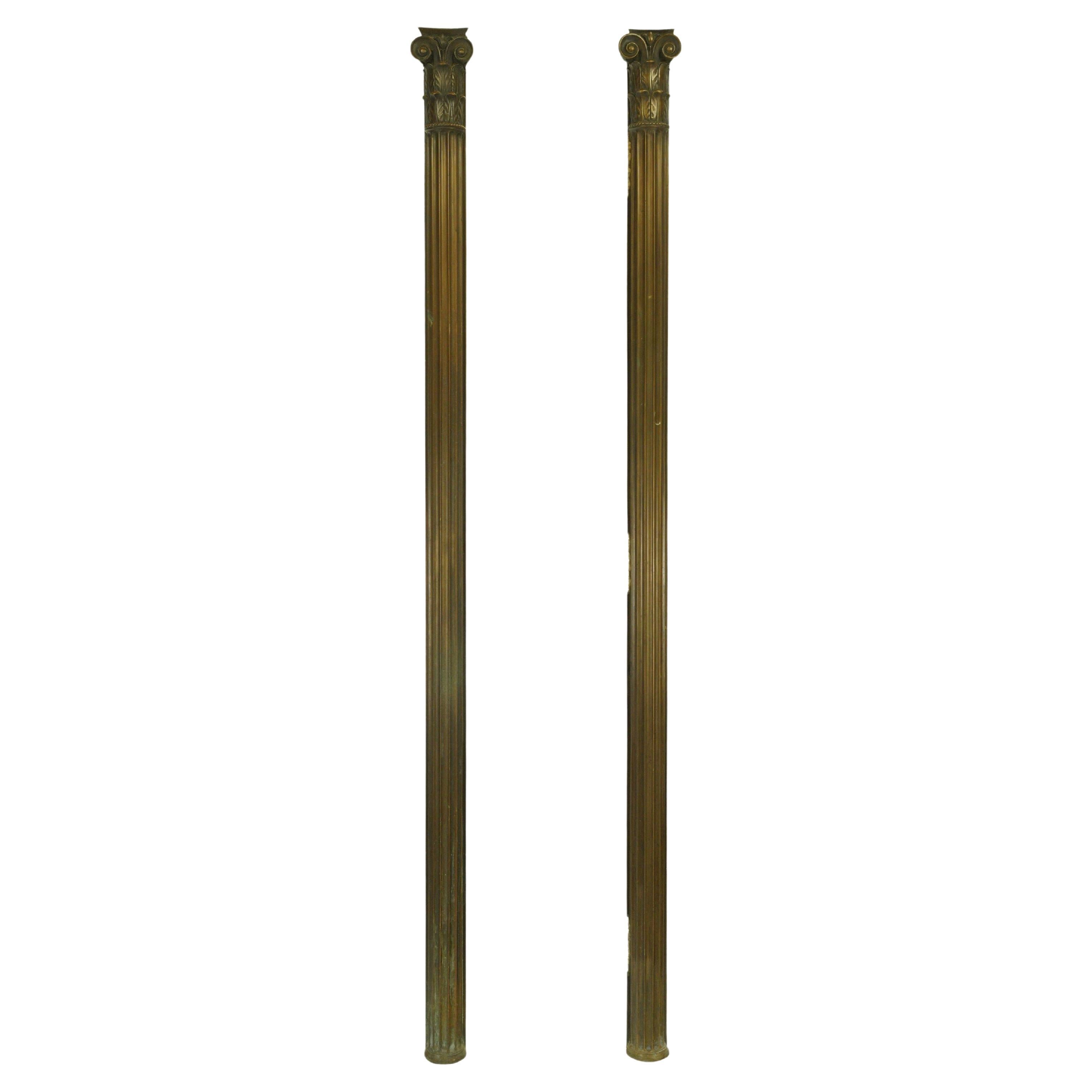 Paire de 87 po. colonnes de porte ioniques bronze