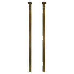 Pareja de 87 pulg. Columnas jónicas de bronce para puertas