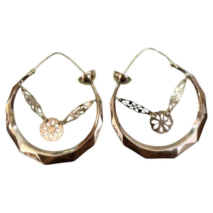 Pair of 9 Karat Yellow Gold Earrings