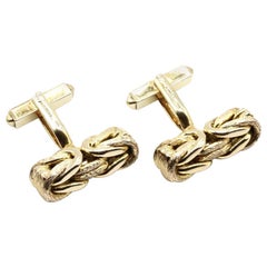 Pair of 9 Kt Yellow Gold Intertwining Textured and Polished Chain Cufflinks