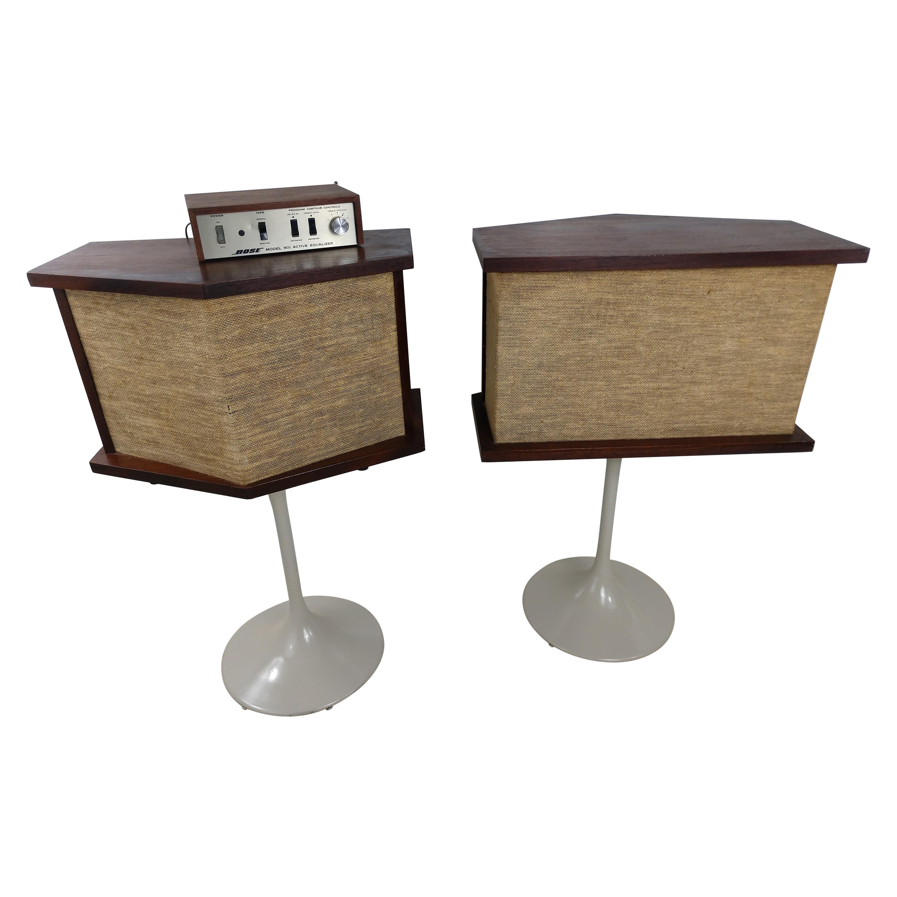 Pair of 901 Bose Speakers on Saarinen Tulip Bases and Equalizer, 1968