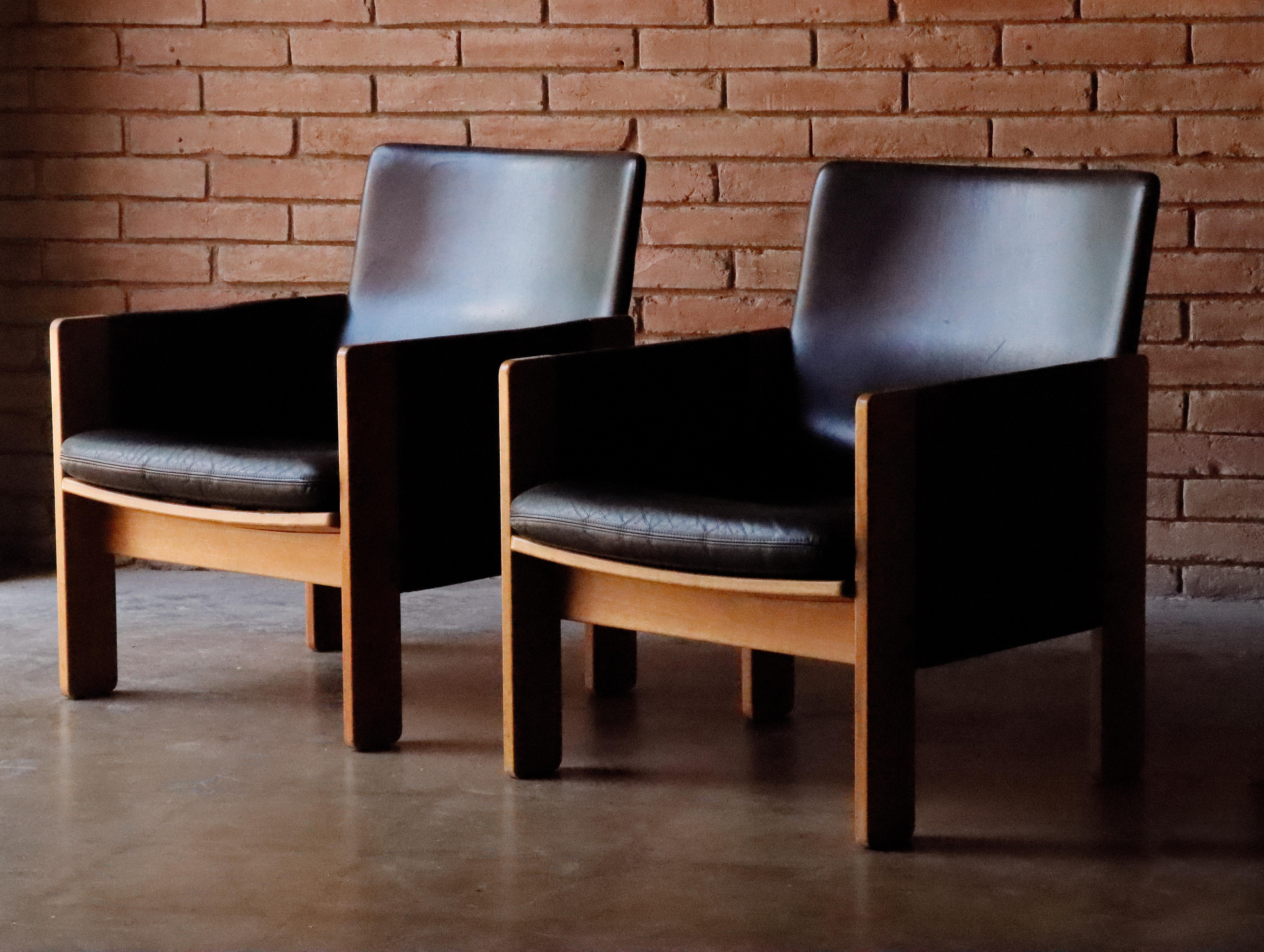 Paire de fauteuils 