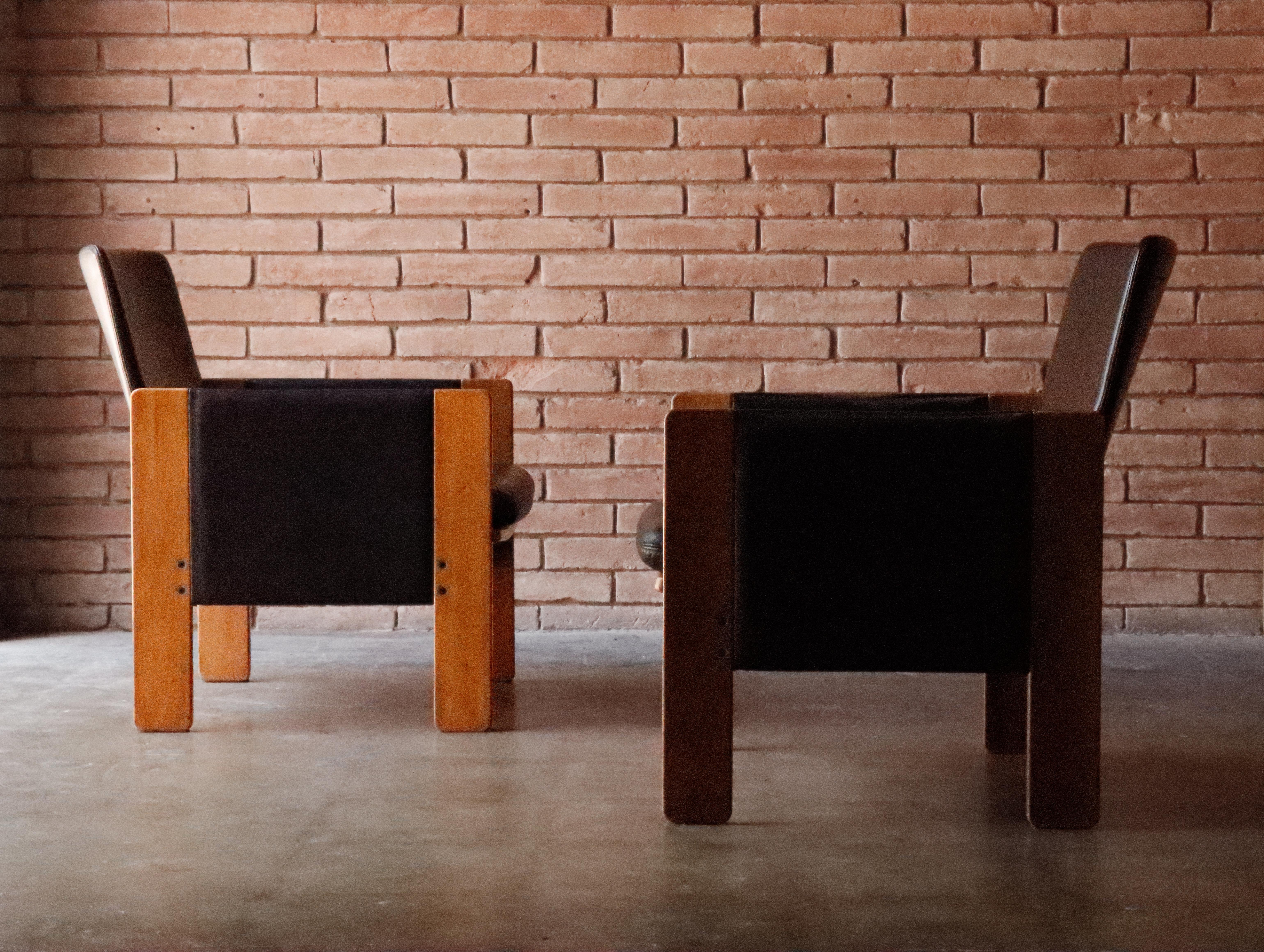 Paire de fauteuils 