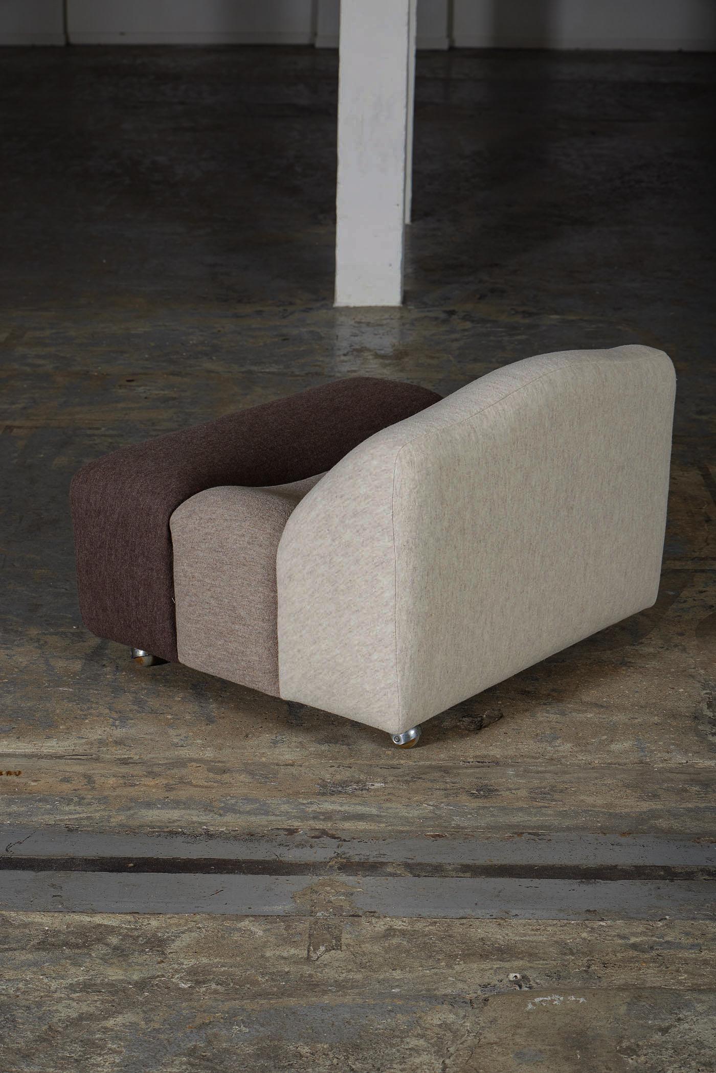 Pair of ABCD armchairs by Pierre Paulin 3