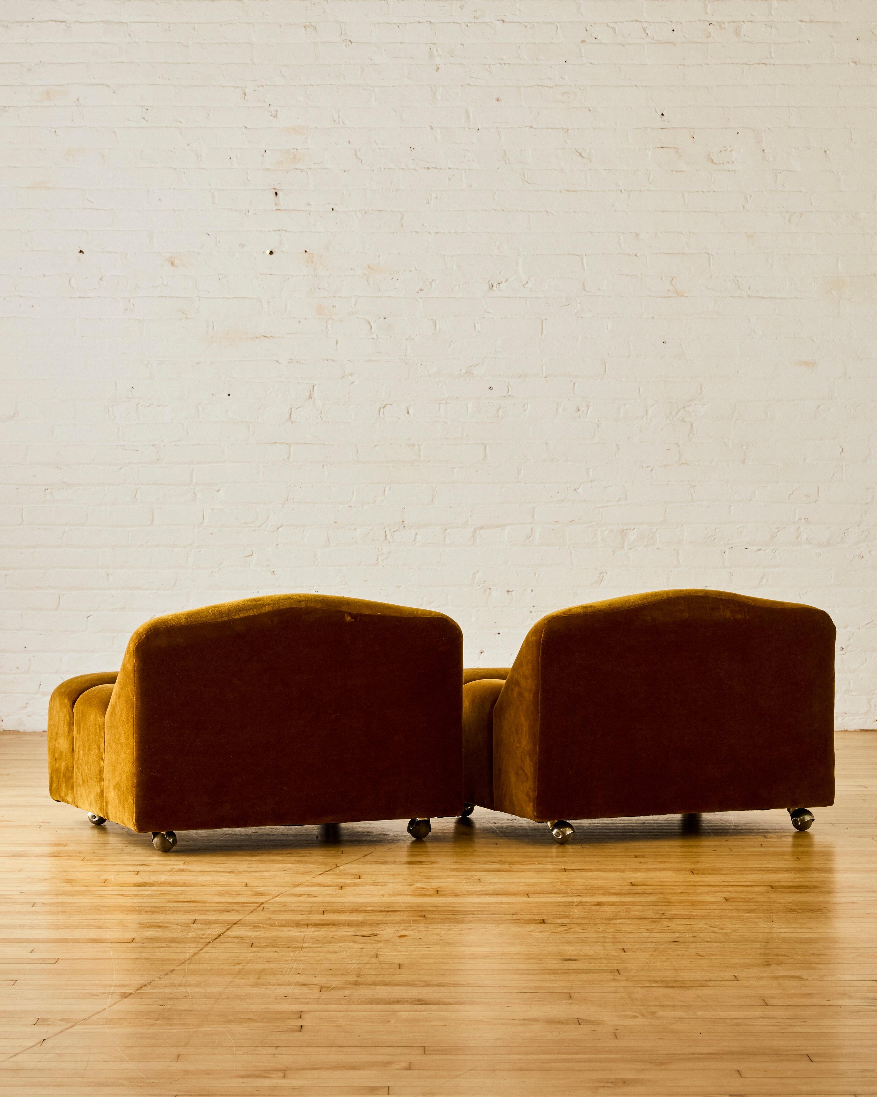 Mid-Century Modern Pair of ABCD lounge chairs by Pierre Paulin for Artifort