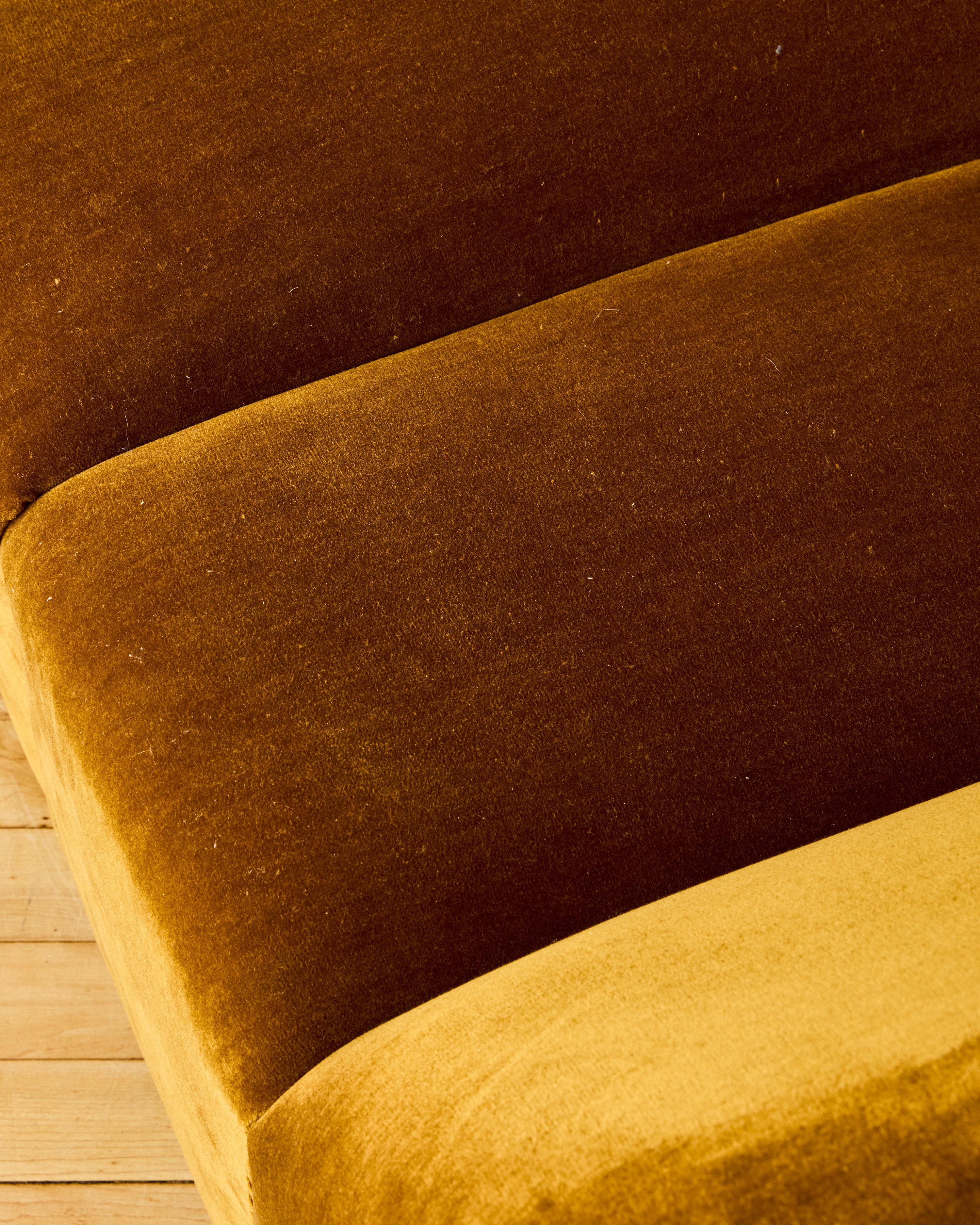 Pair of ABCD lounge chairs by Pierre Paulin for Artifort In Good Condition In Long Island City, NY