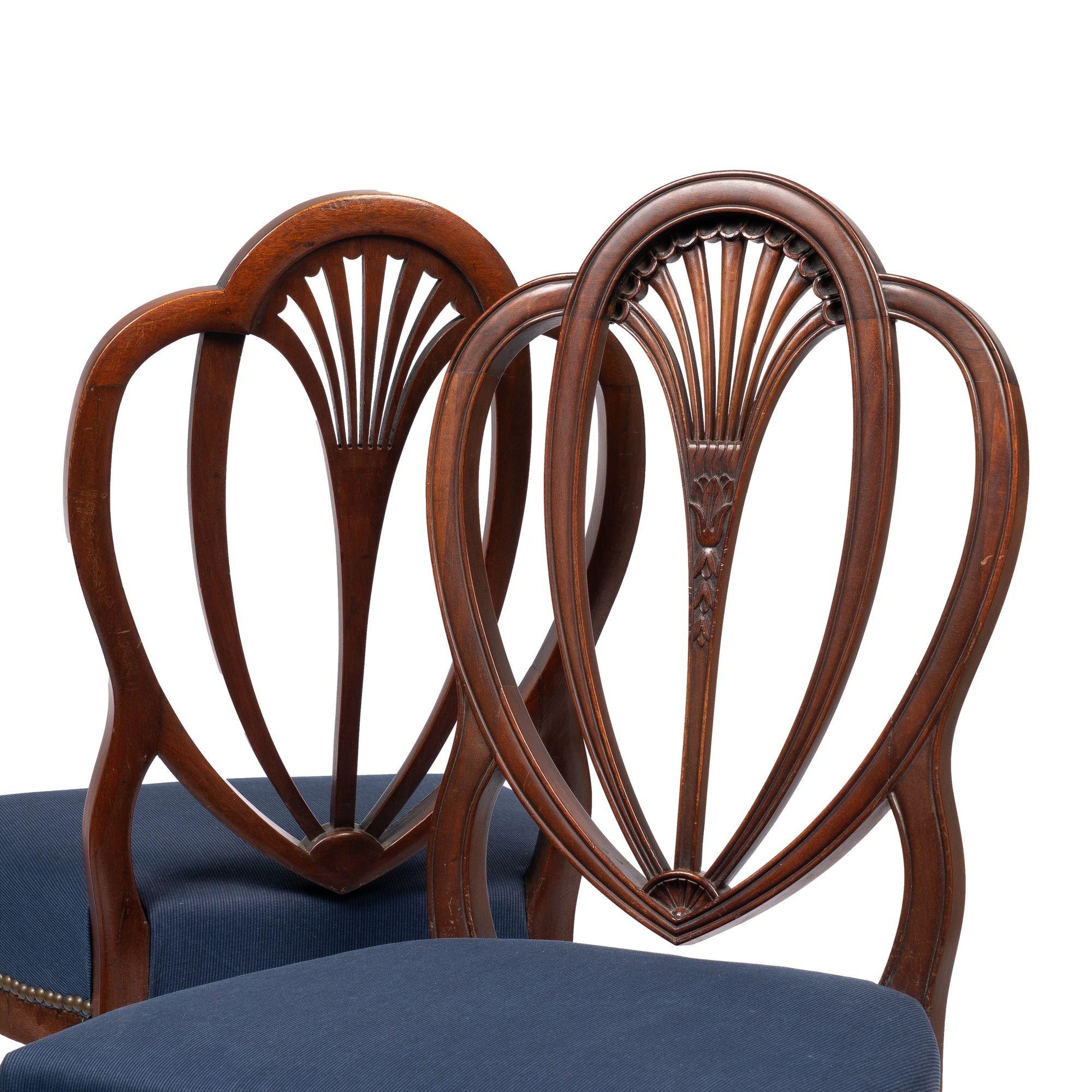 Pair of Academic Revival Federal Mahogany Heart Back Side Chairs, 1900-25 For Sale 6