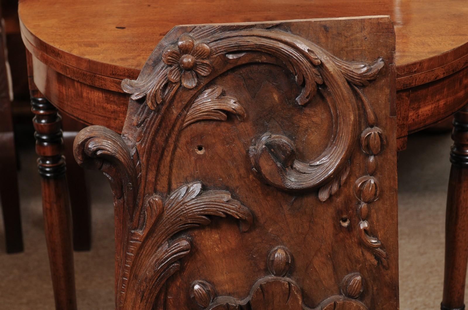 Pair of Acanthus Leaf Caved Walnut Architectural Elements, 18th Century For Sale 2