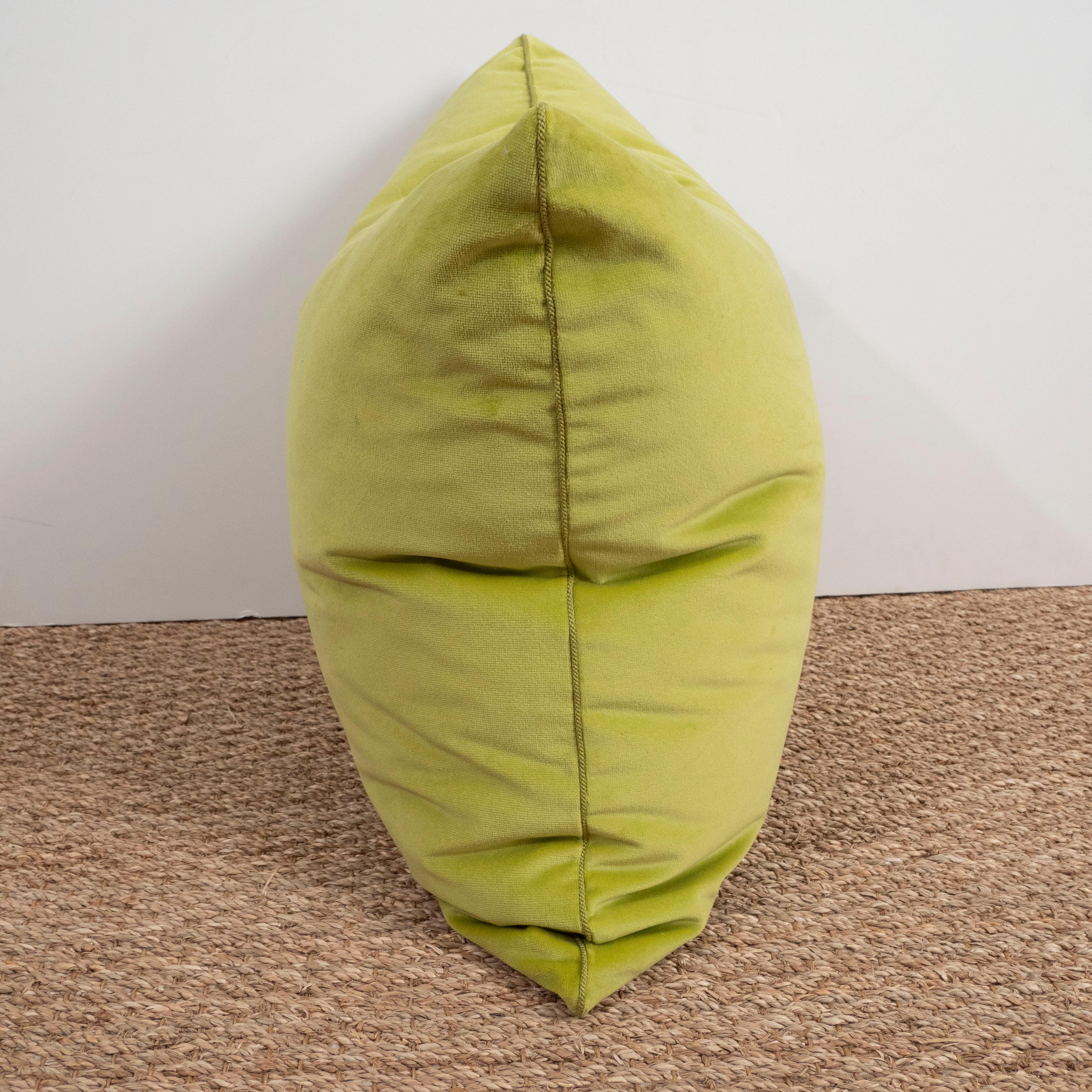 Pair of Acid Green Velvet Pillows In Excellent Condition In New York, NY