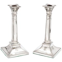 Coppia di candelabri a colonna placcati Sheffield in stile Adams