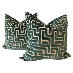 Coppia di cuscini con stampa geometrica "Adina" in verde smeraldo