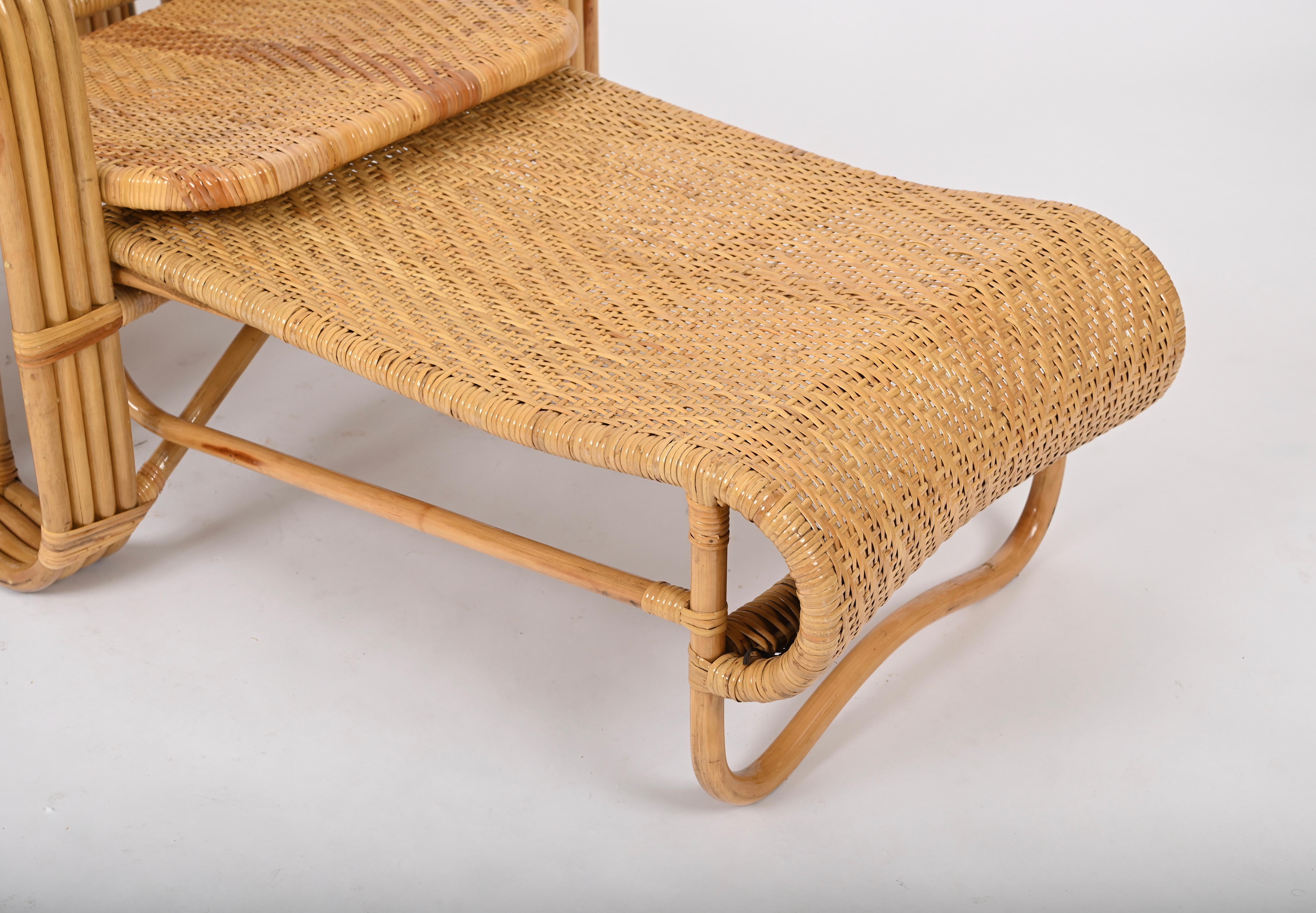 Pair of Adjustable Chaise Longue / Lounge Chairs, Wicker and Rattan, Italy '70s  For Sale 2