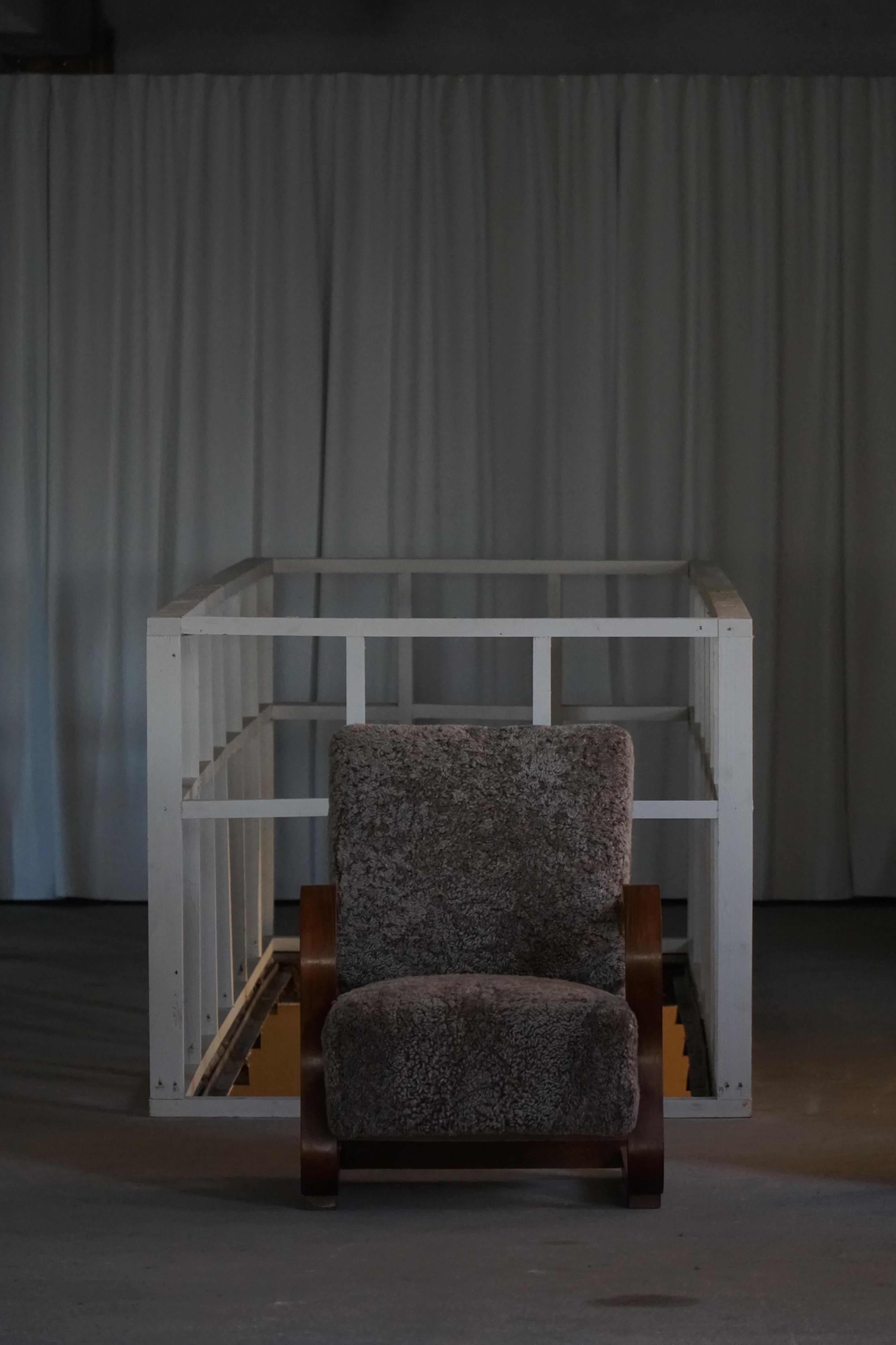 Pareja de sillones Art Decó daneses ajustables de lana de cordero y nogal, años 30 en venta 4