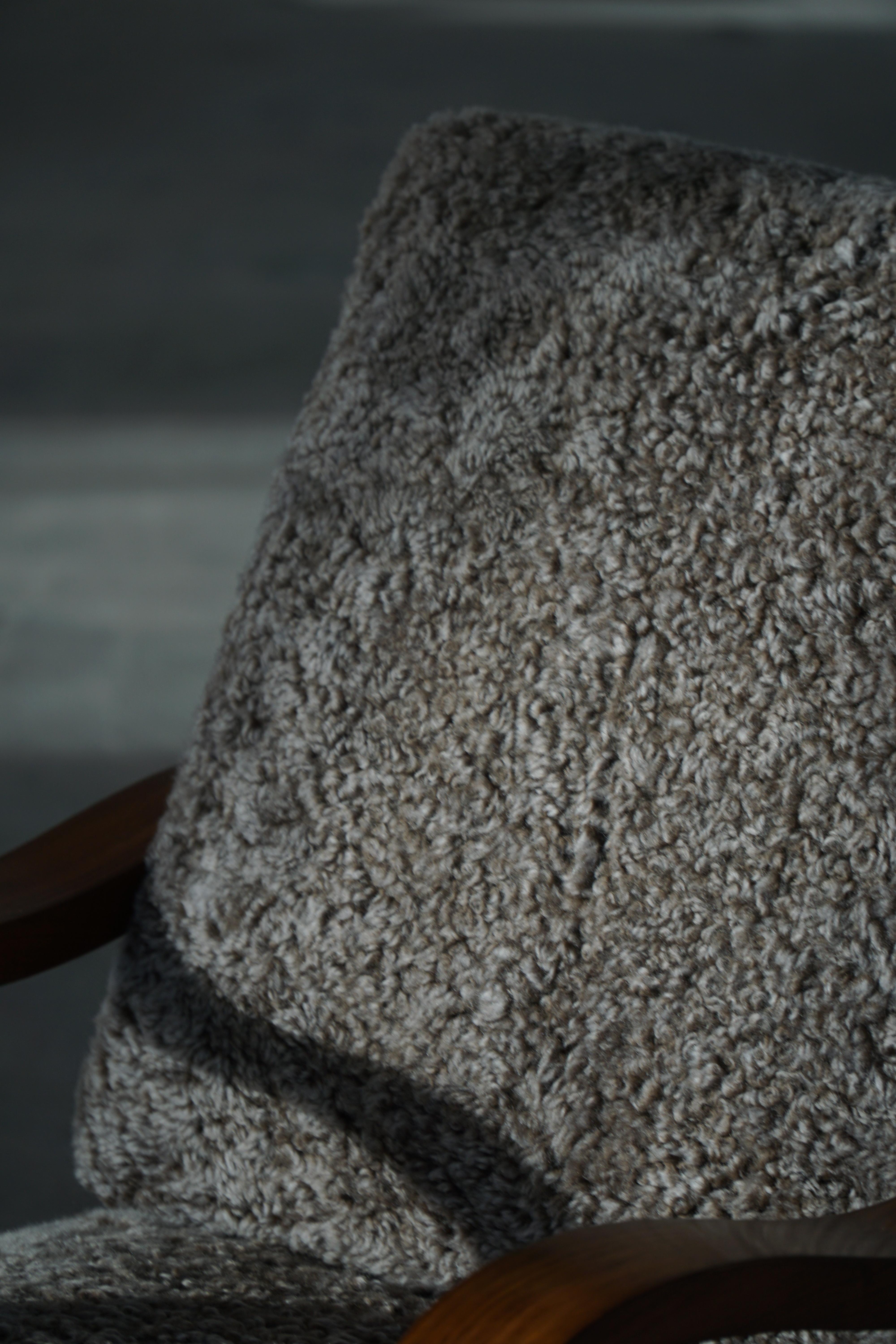 Pareja de sillones Art Decó daneses ajustables de lana de cordero y nogal, años 30 en venta 2