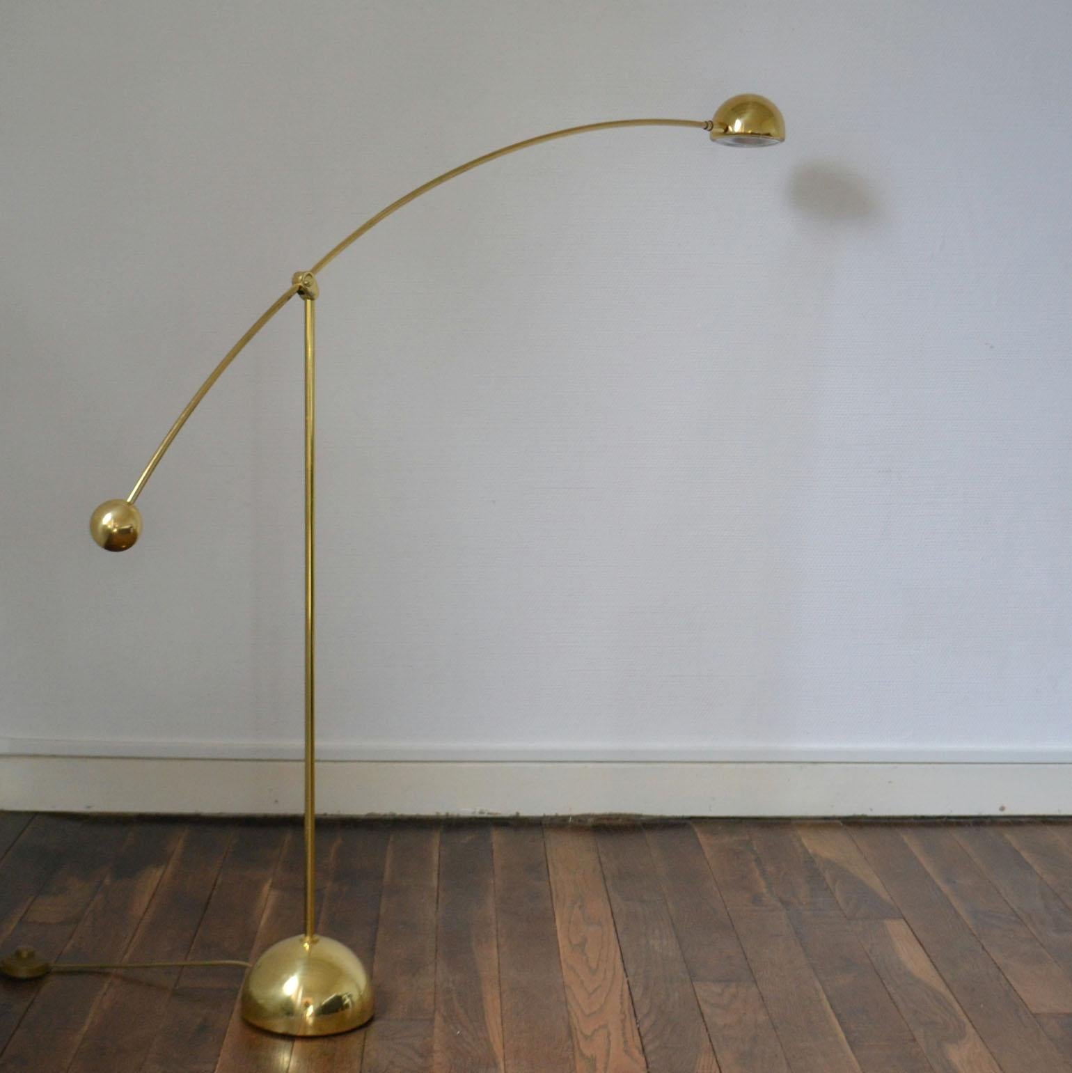 Late 20th Century Pair of Adjustable Minimal Brass Bowed Floor Lamps