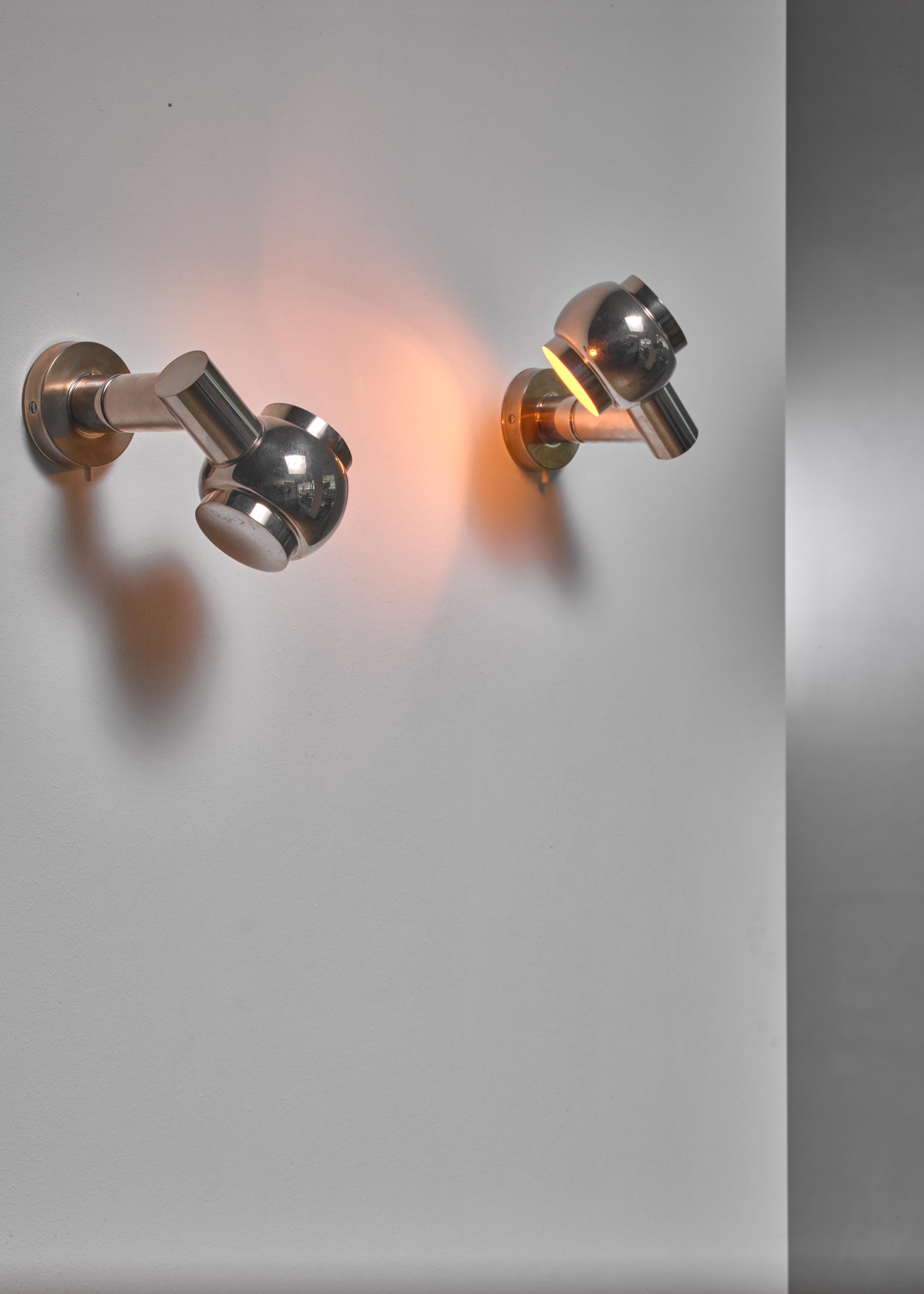 Mid-Century Modern Pair of Adjustable Swiss Chrome Wall Lamps, 1950s For Sale
