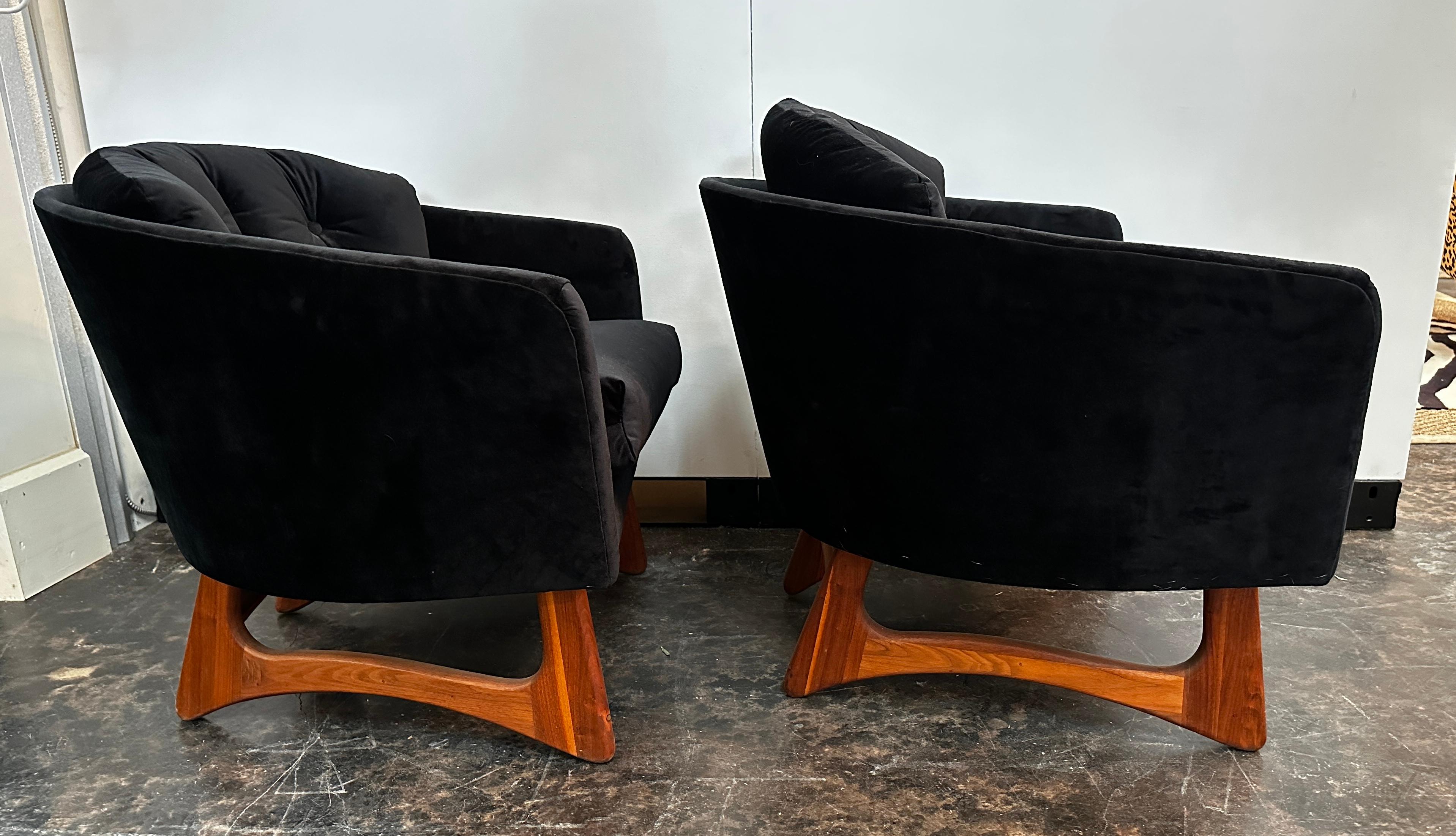 20th Century Pair of Adrian Pearsall Chairs by Craft and Associates For Sale