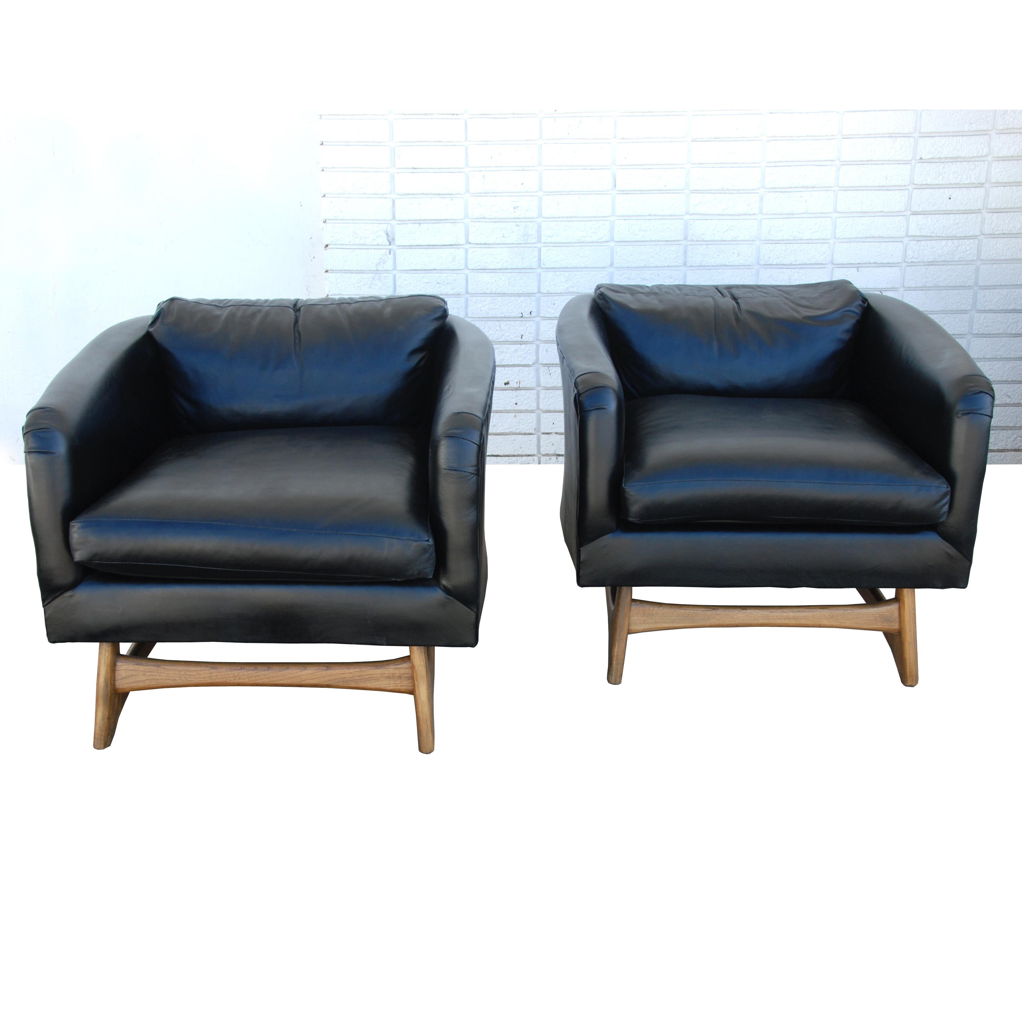 Pair of Adrian Pearsall for Craft Associates Lounge Chairs In Good Condition For Sale In Pasadena, TX