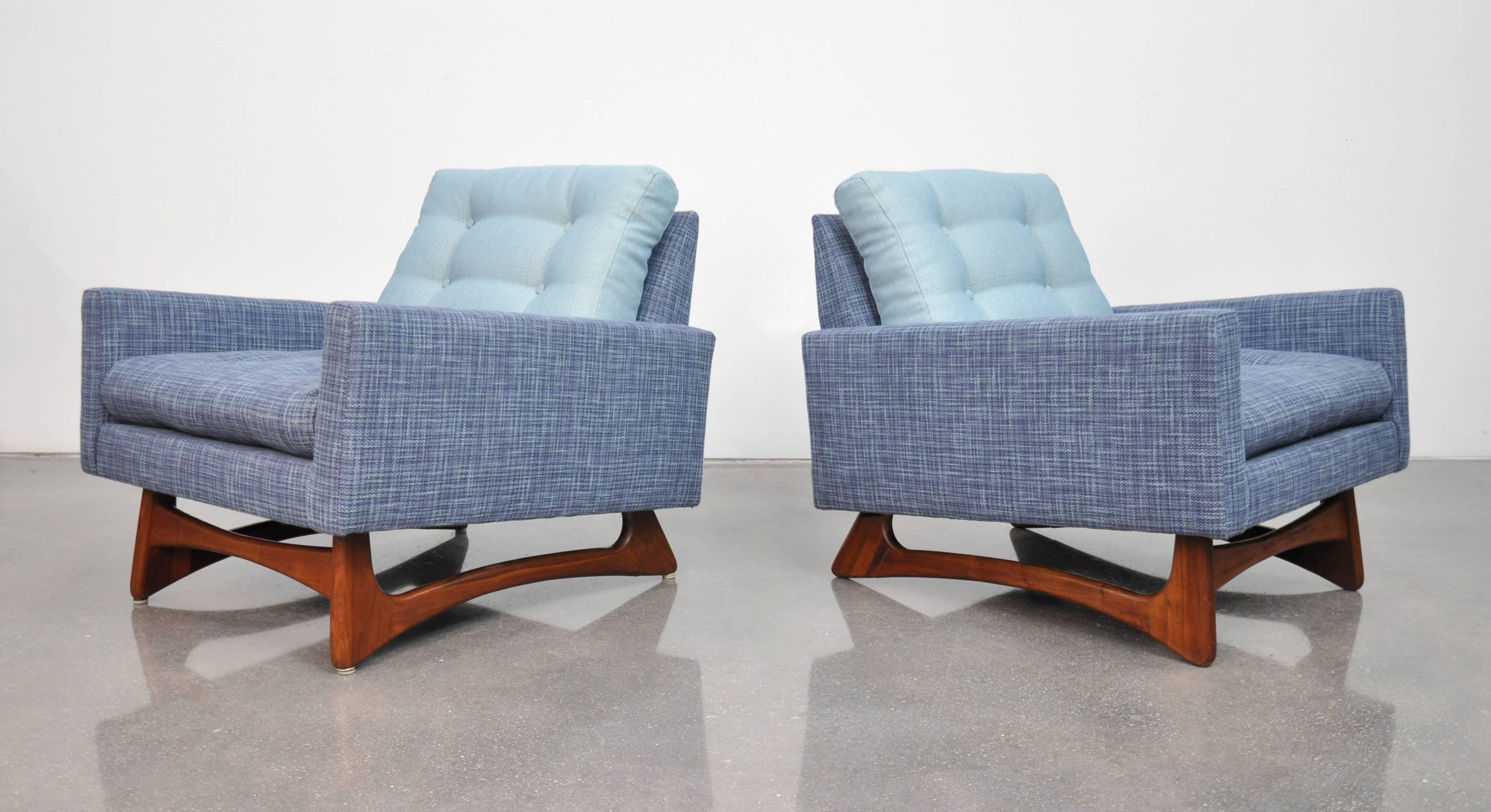 Mid-Century Modern Pair of Adrian Pearsall for Craft Associates Walnut and Blue Tweed Lounge Chairs