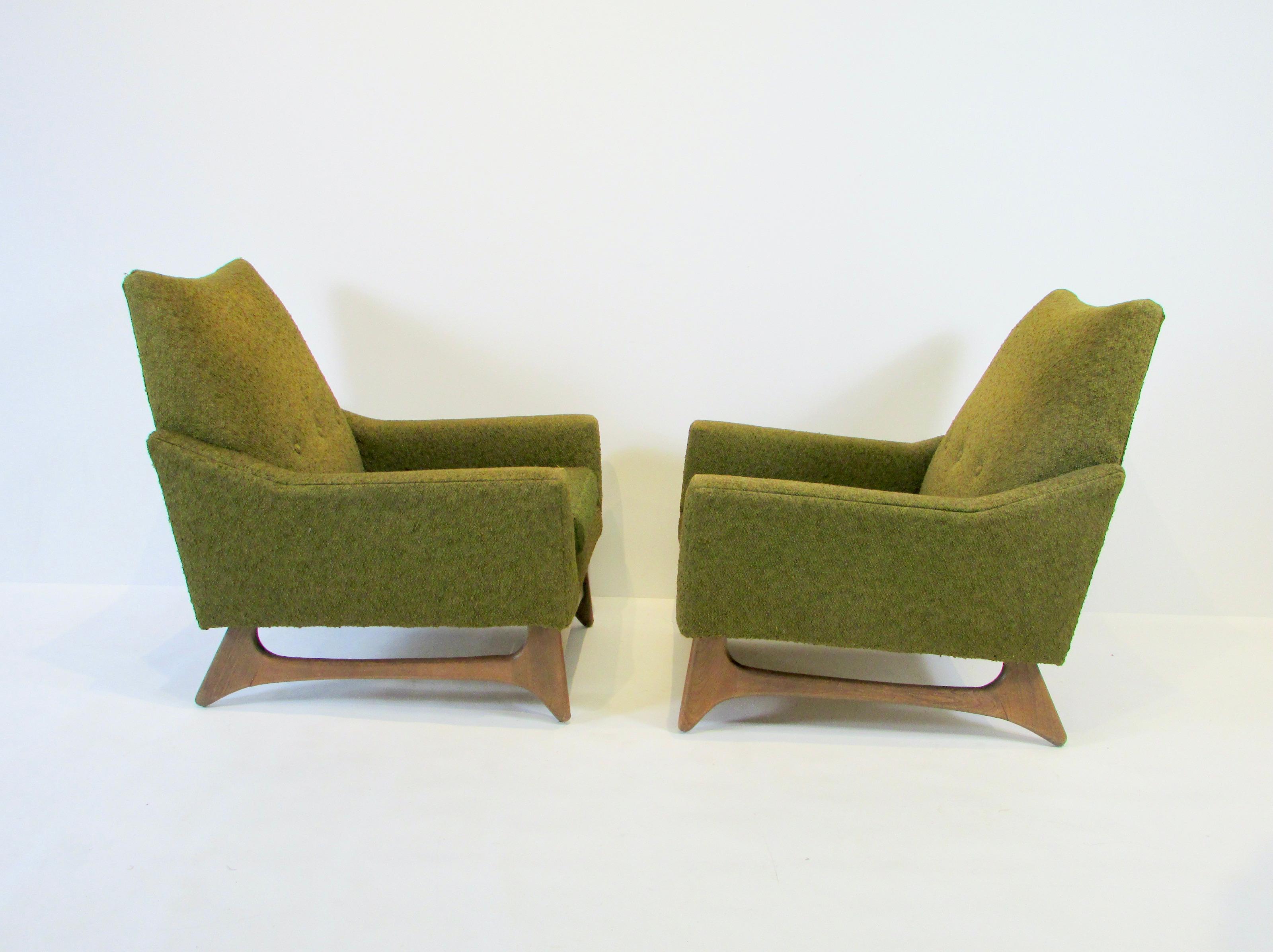 American Pair of Adrian Pearsall Style Leisure Collection Lounge Chairs by Kroehler