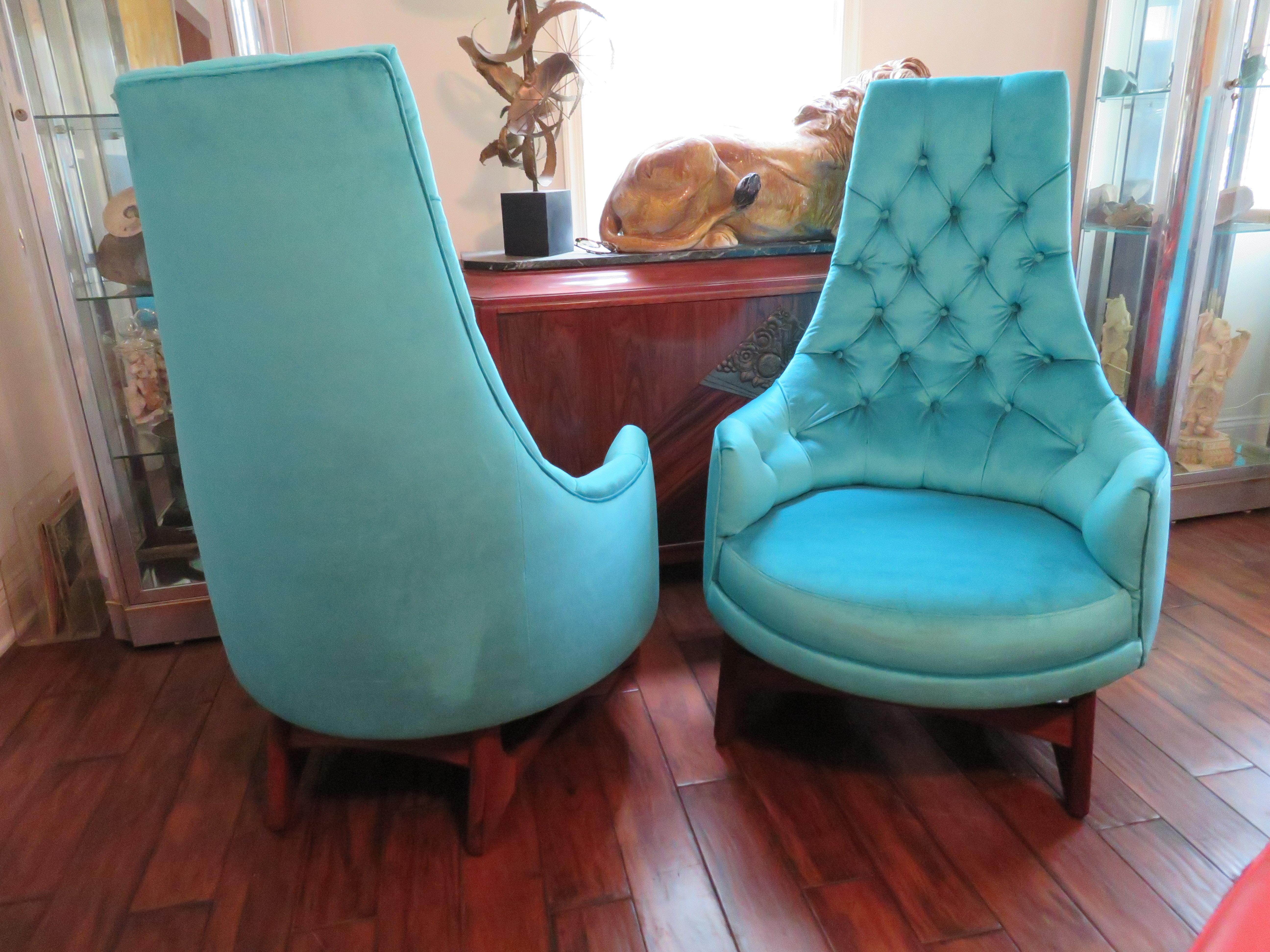 tall lounge chairs