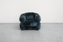 Coppia di sedie da salotto di Adriano Piazzesi, velluto blu, Italia, anni '70