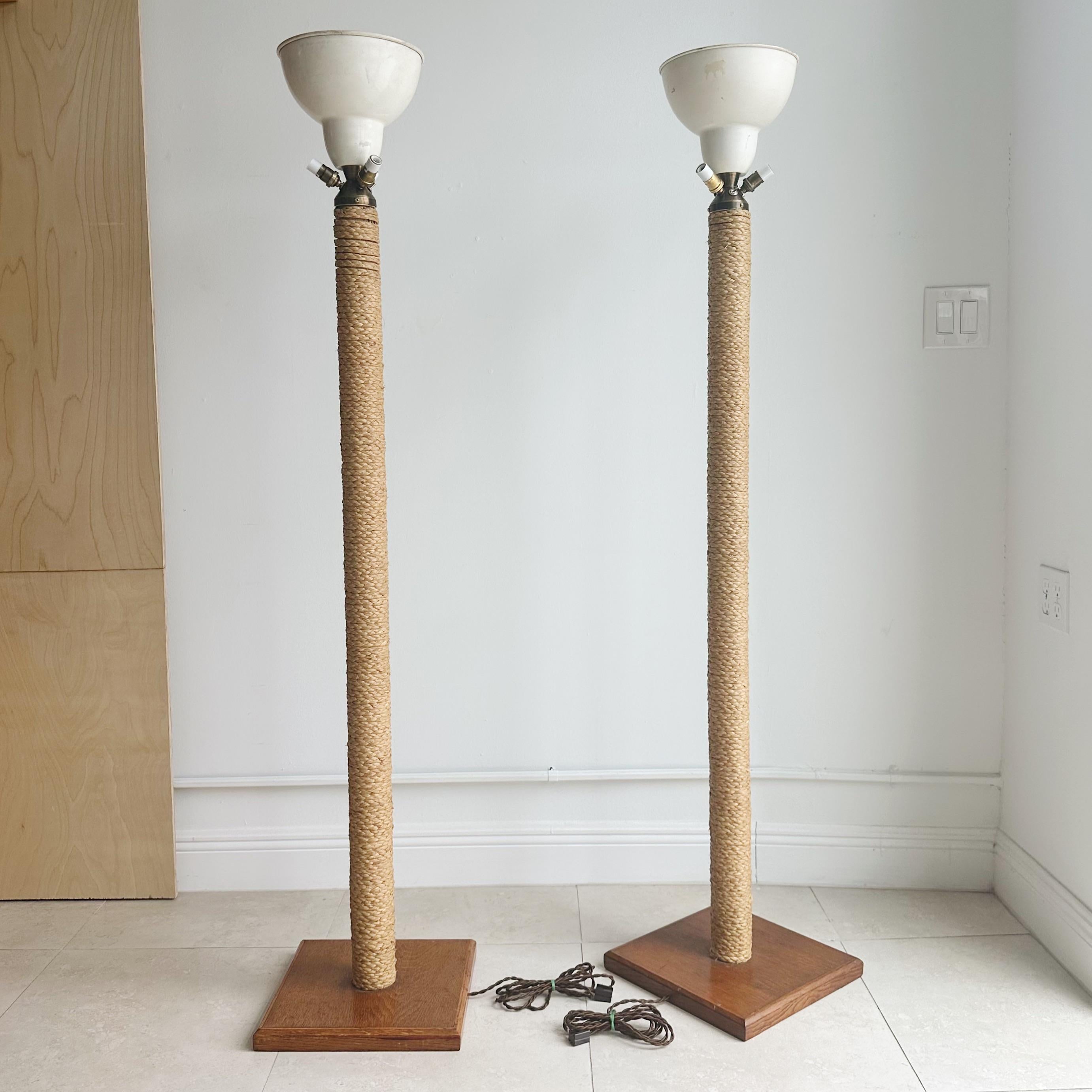 Paire de lampadaires en corde Adrien Audoux et Frida Minet Modernity, France, années 1950 en vente 3
