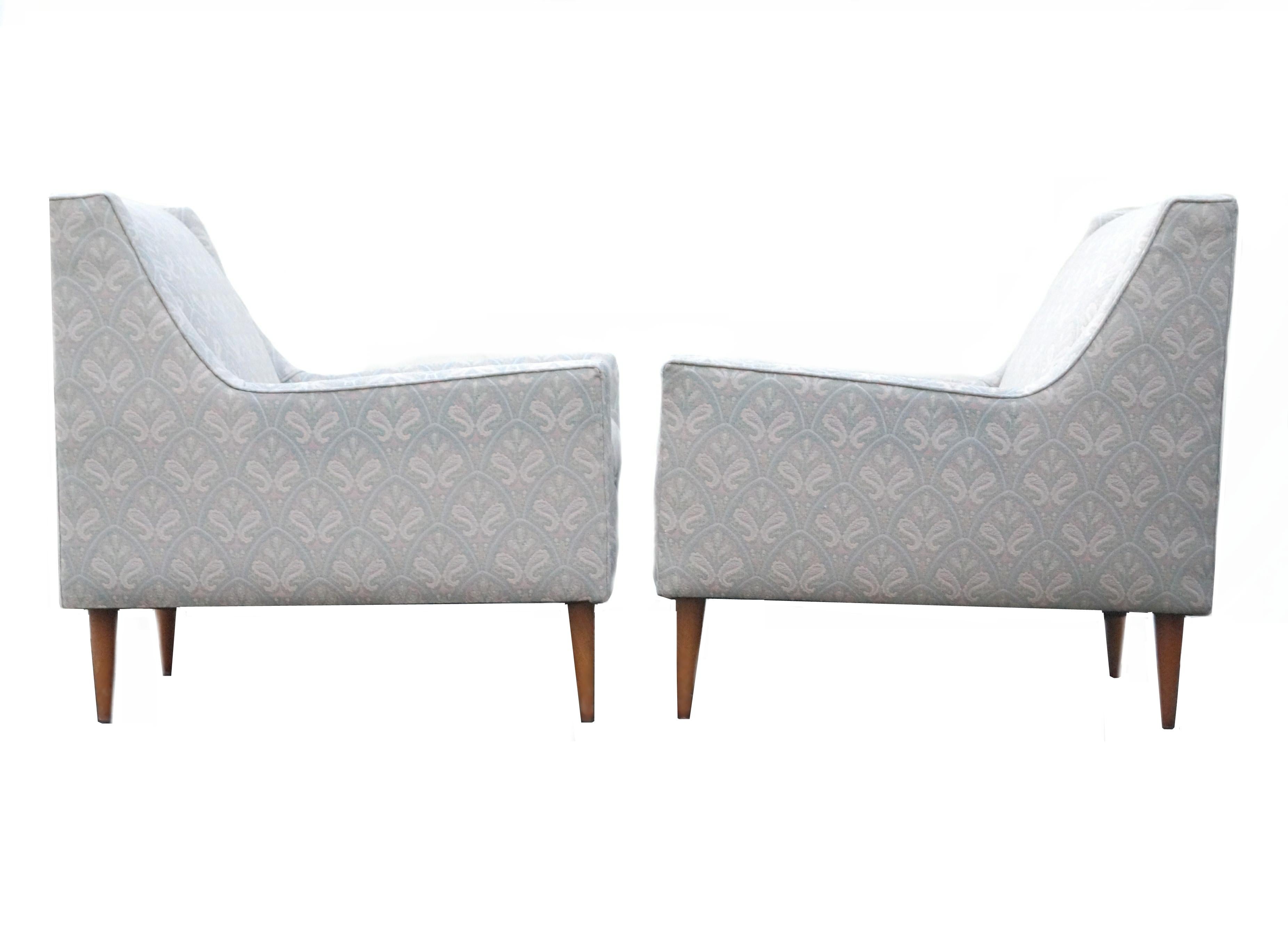 Mid-20th Century Pair of Aerodynamic 1950's Mid-Century Modern Club Chairs Edward Wormley Style For Sale