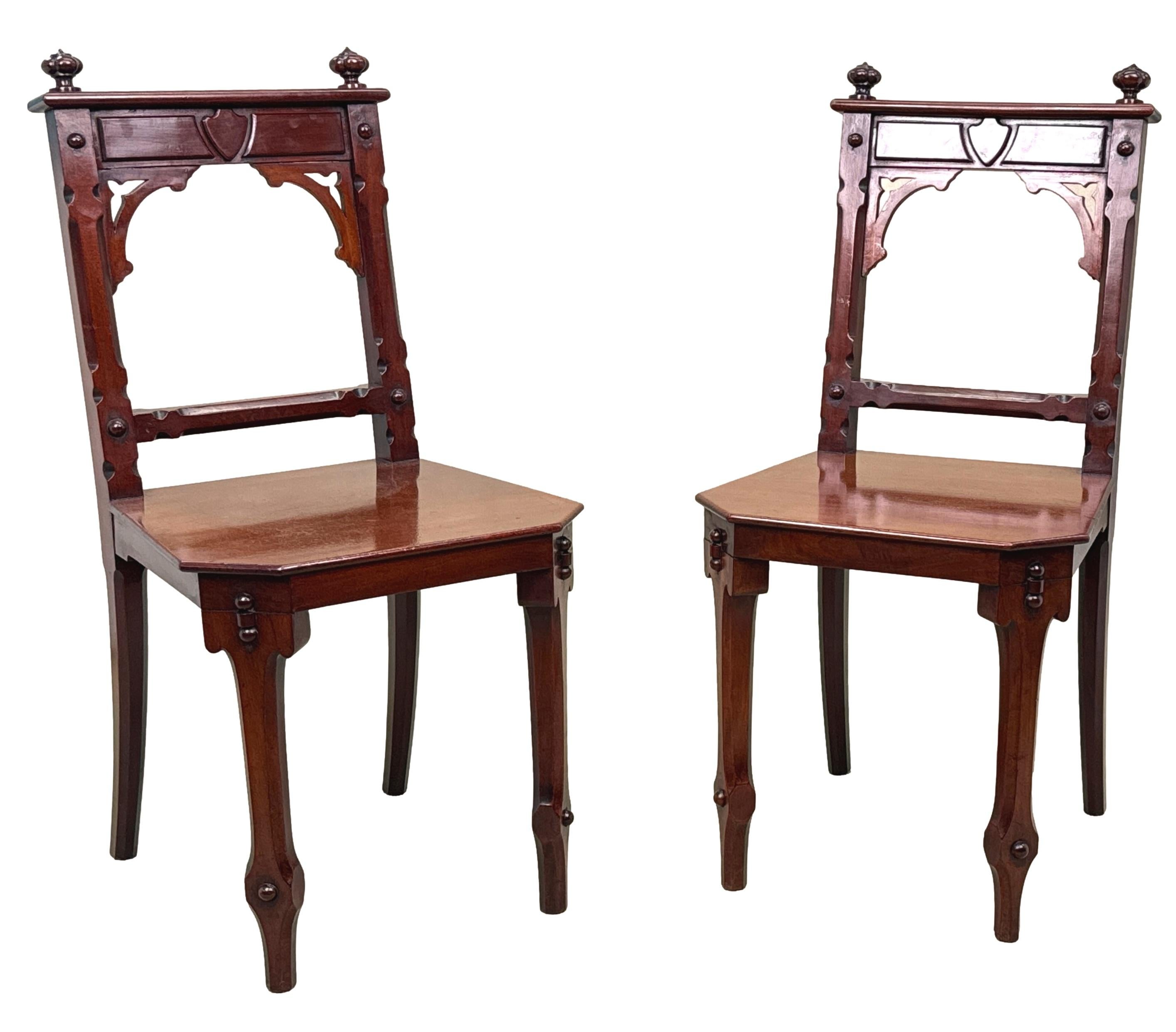 Paar Ästhetisches Design Viktorianische Mahagoni-Hallenstühle im Angebot 5